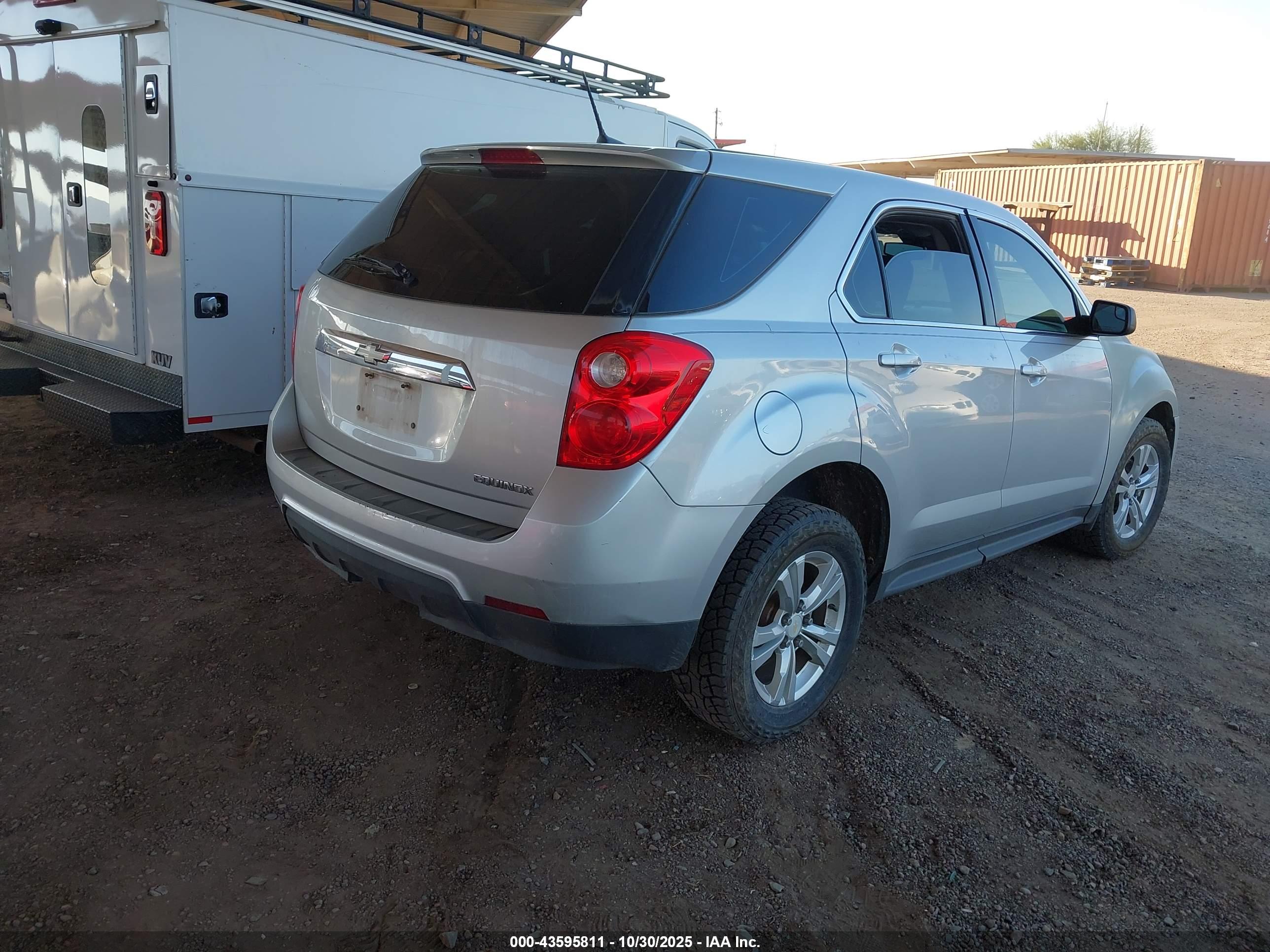 CHEVROLET EQUINOX image 4