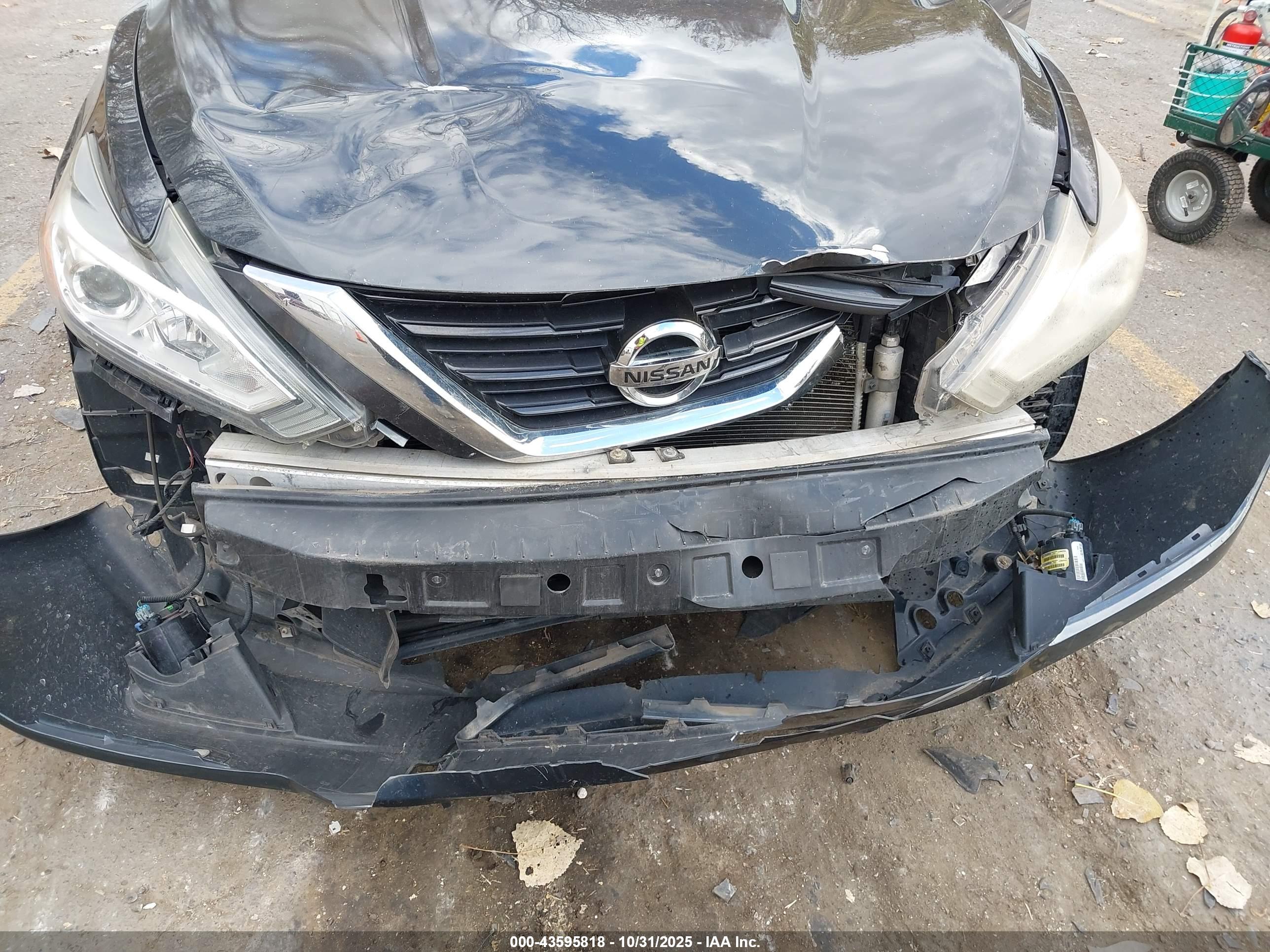 NISSAN ALTIMA image 6