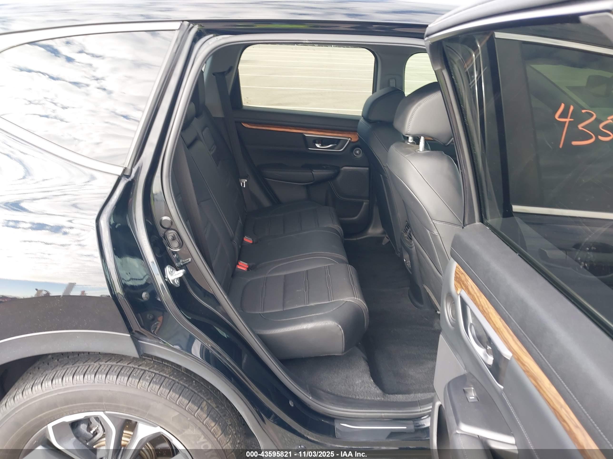HONDA CR-V image 8
