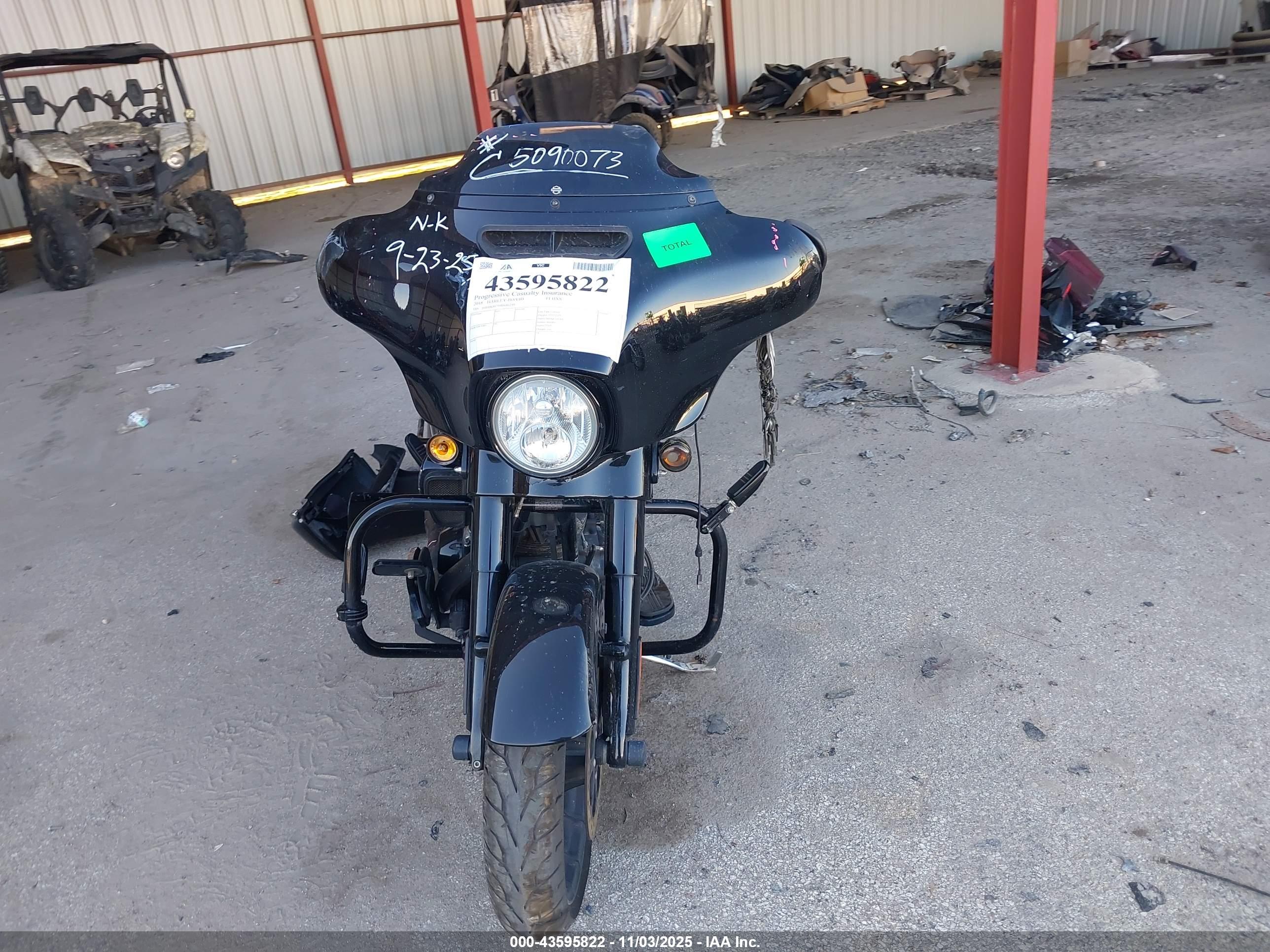 HARLEY-DAVIDSON FLHXS image 5