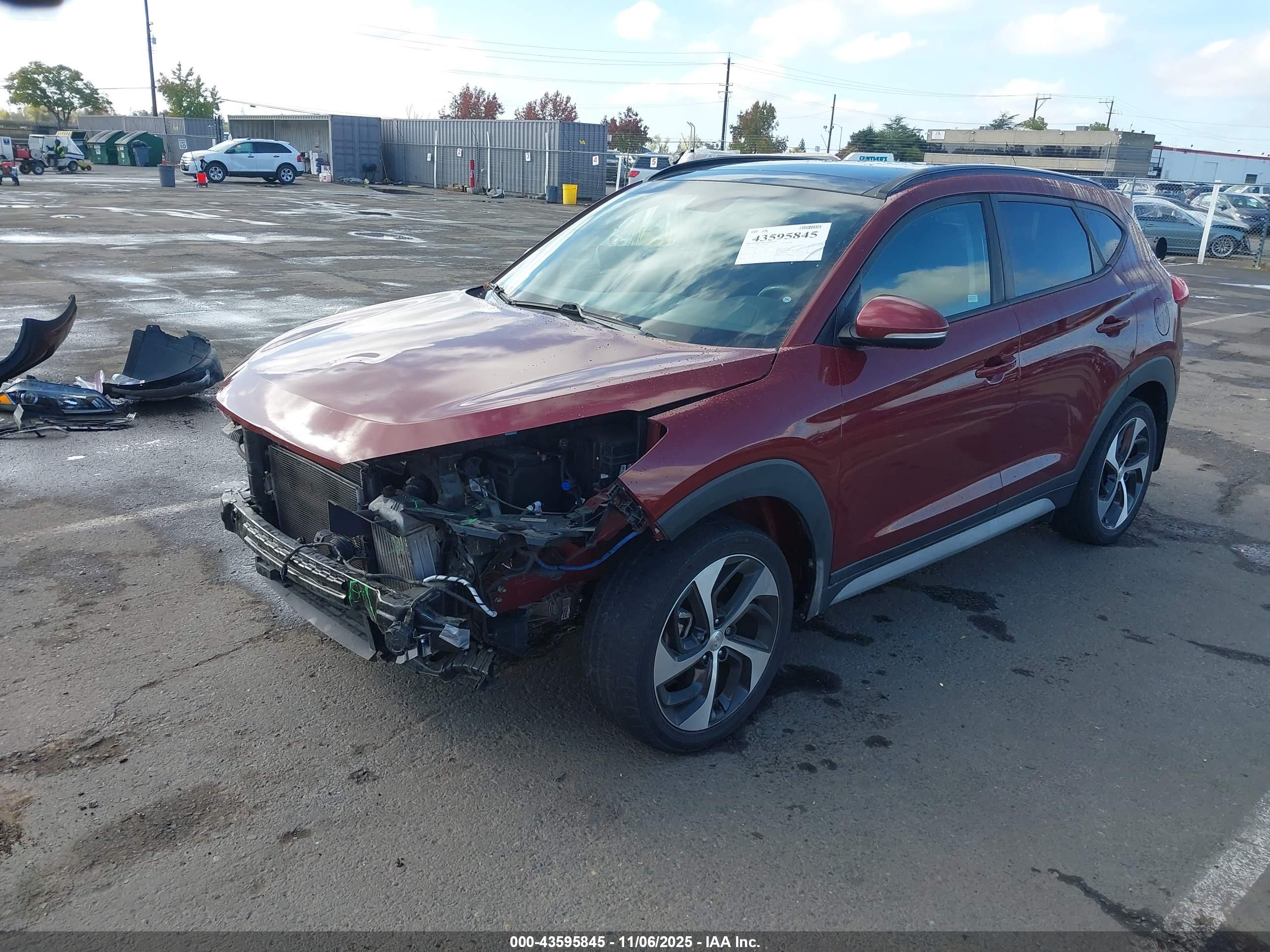 HYUNDAI TUCSON image 2