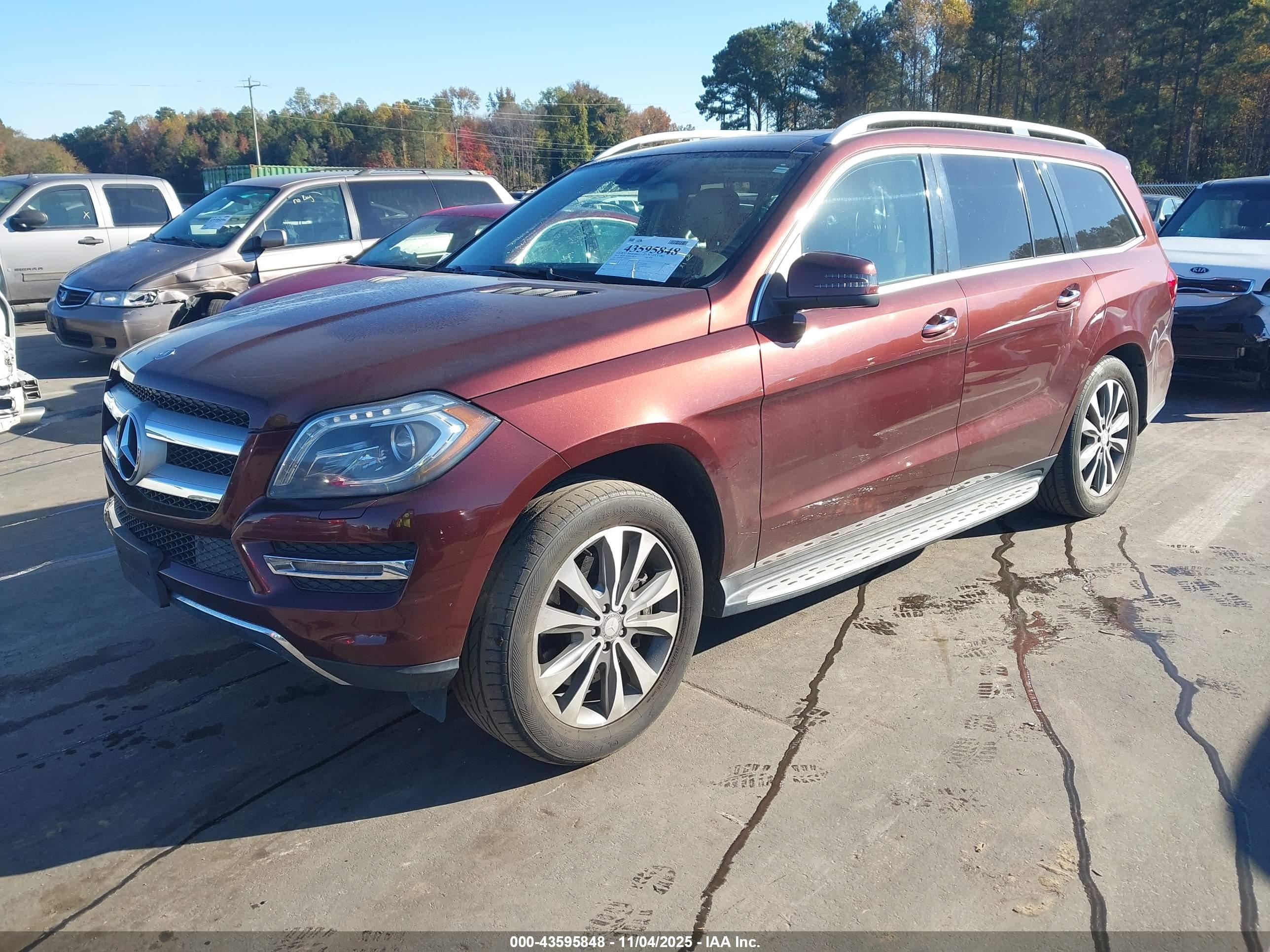 MERCEDES-BENZ GL image 2