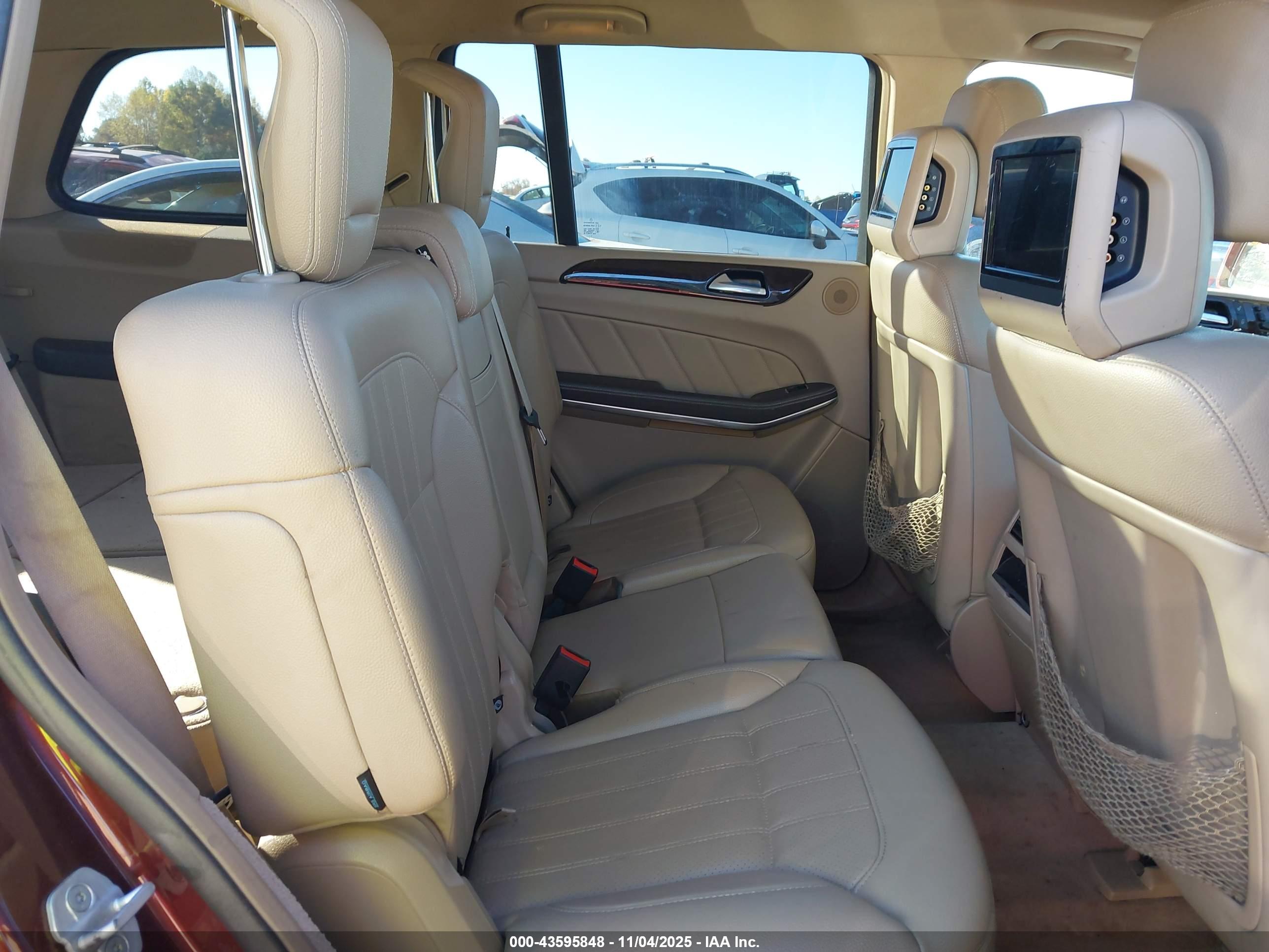 MERCEDES-BENZ GL image 8