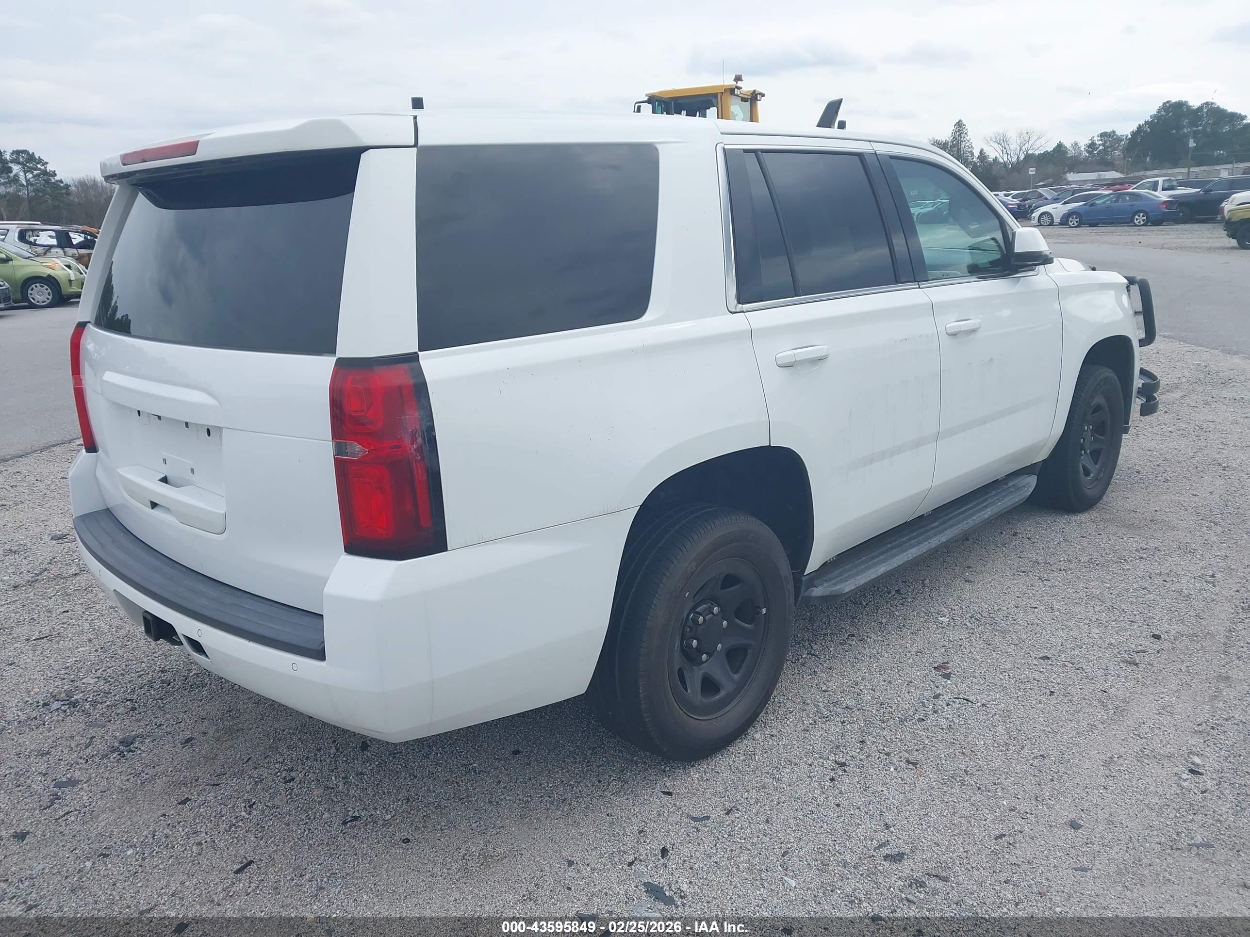 CHEVROLET TAHOE image 4