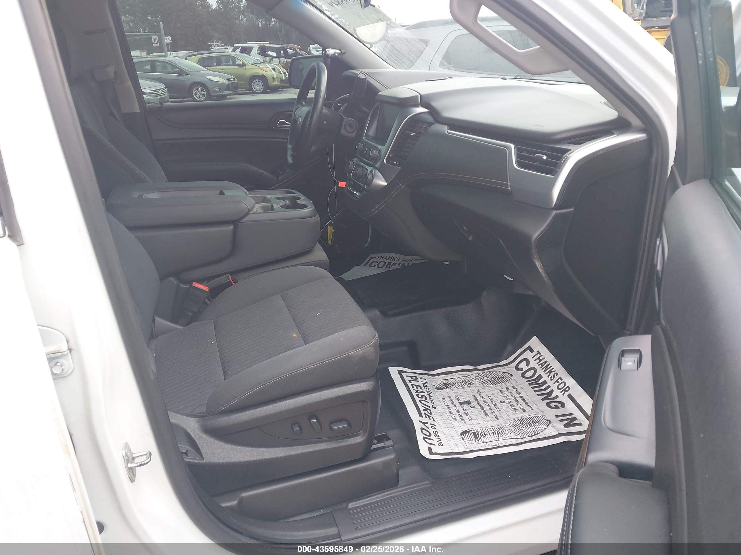 CHEVROLET TAHOE image 5