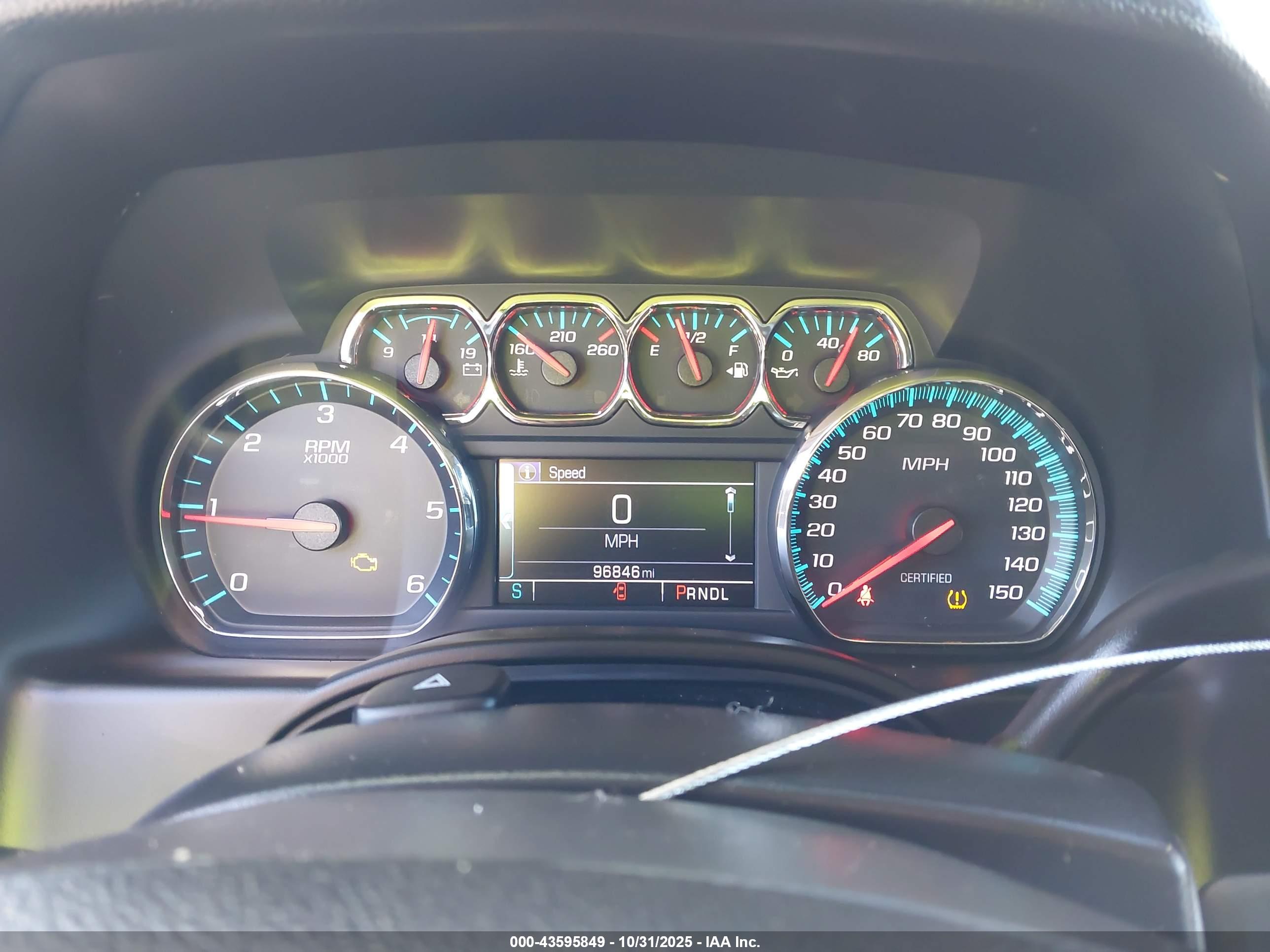 CHEVROLET TAHOE image 7