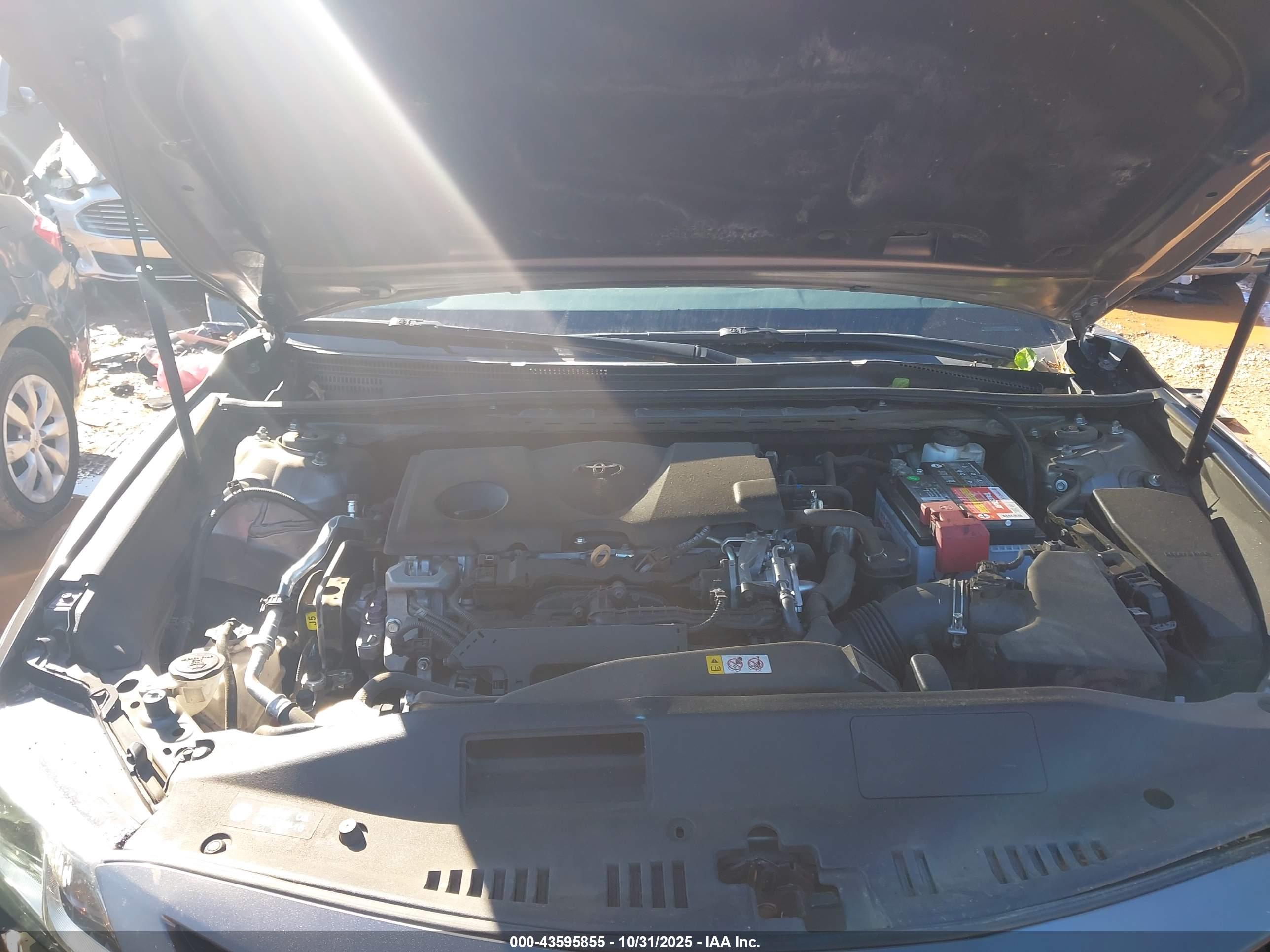 TOYOTA CAMRY image 10