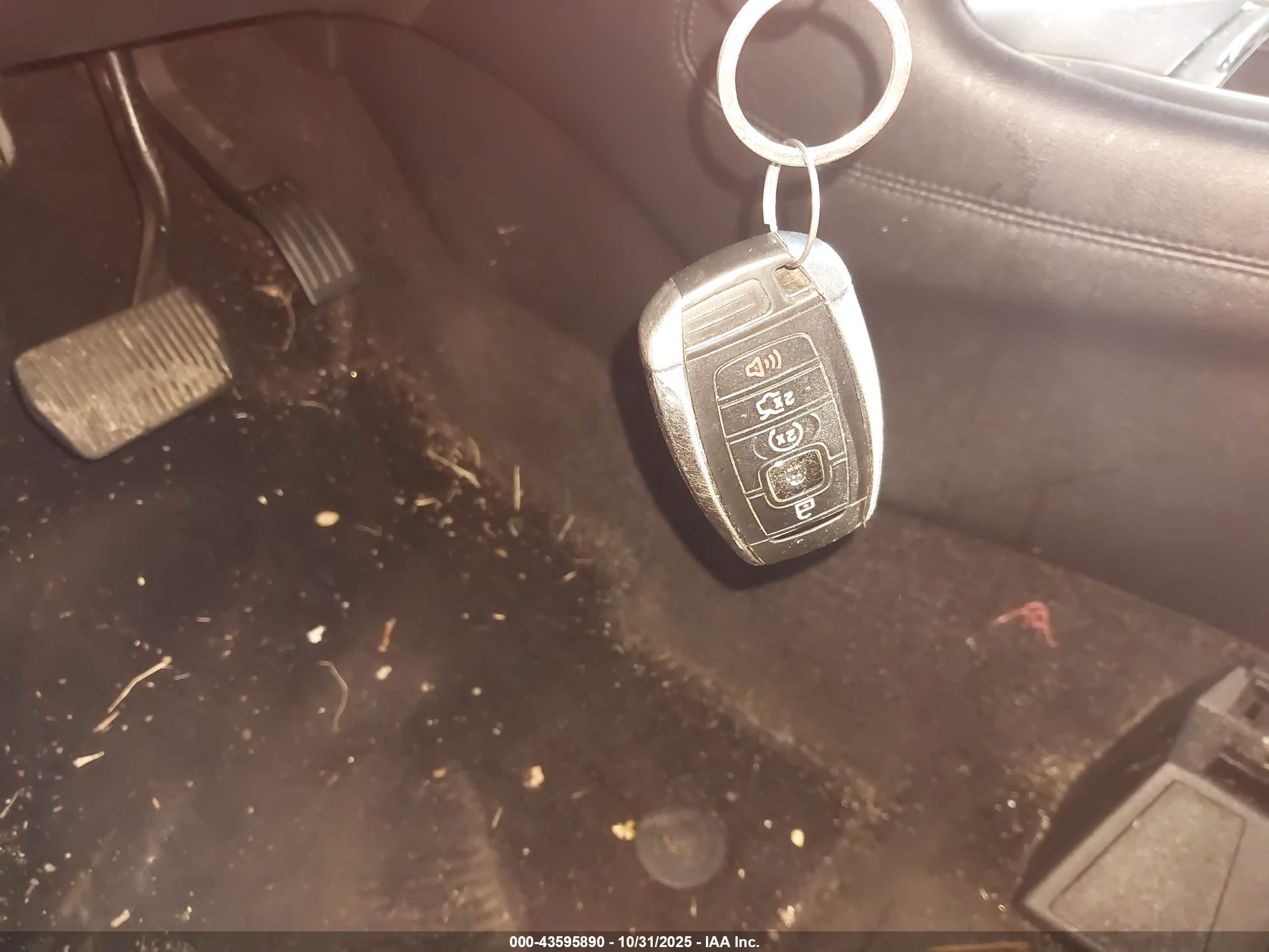 LINCOLN MKC image 11