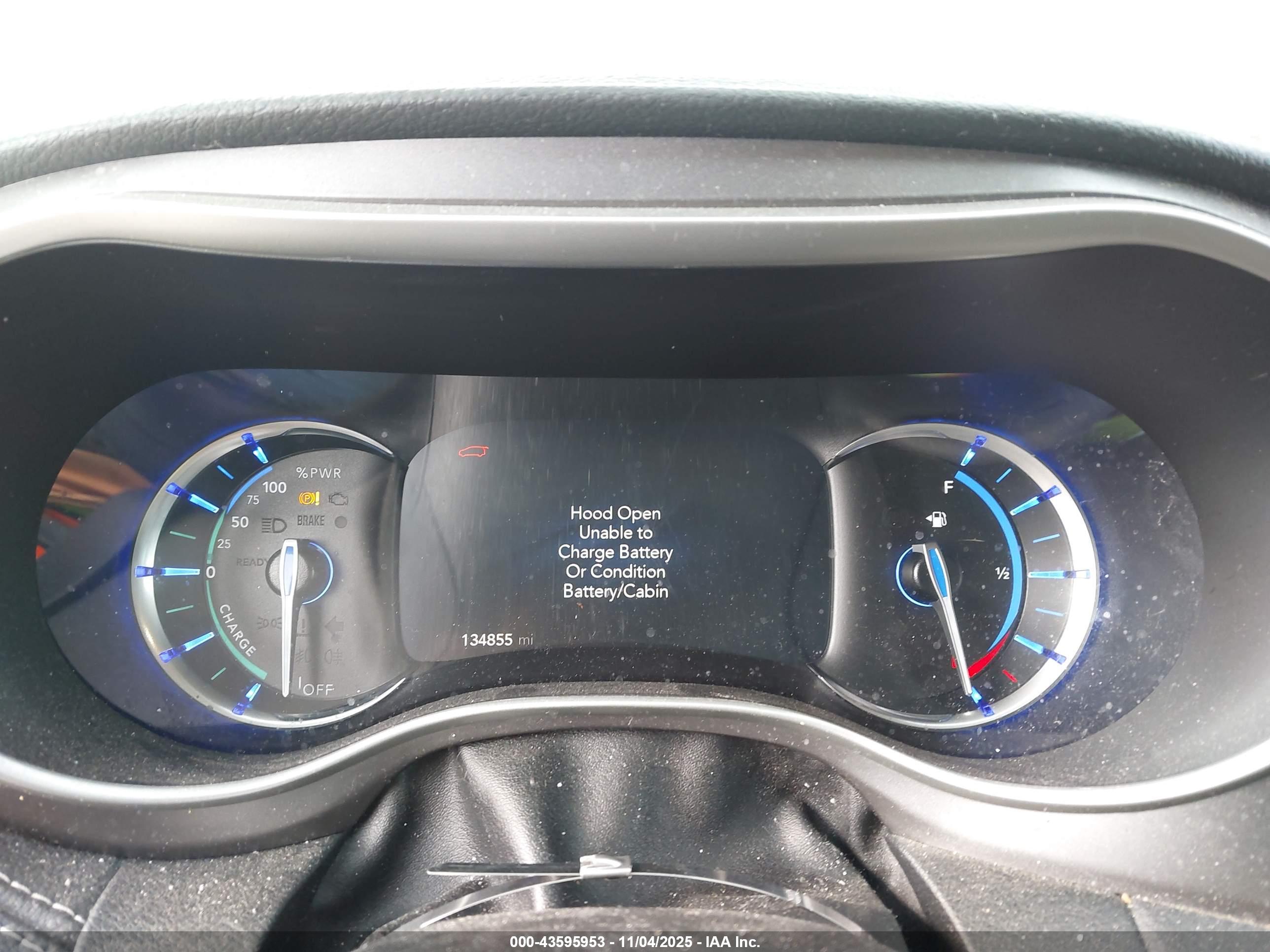 CHRYSLER PACIFICA image 7