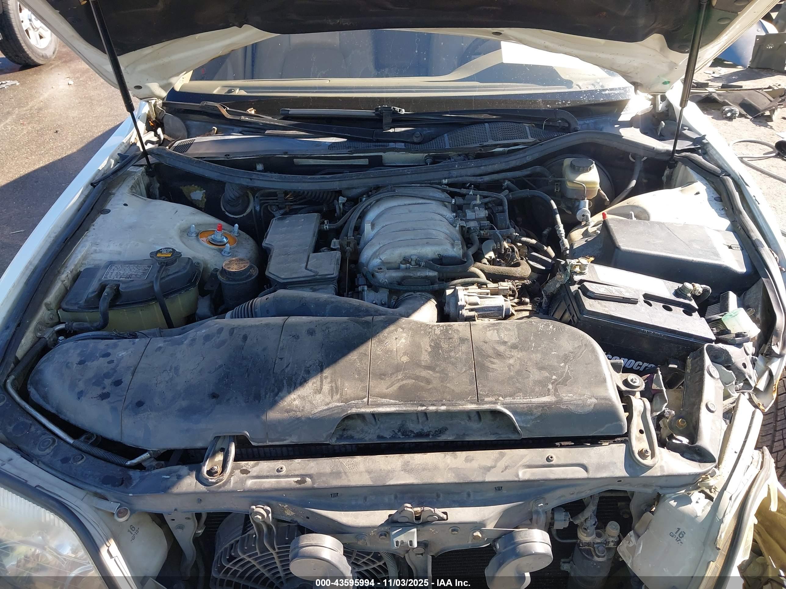 LEXUS LS image 10