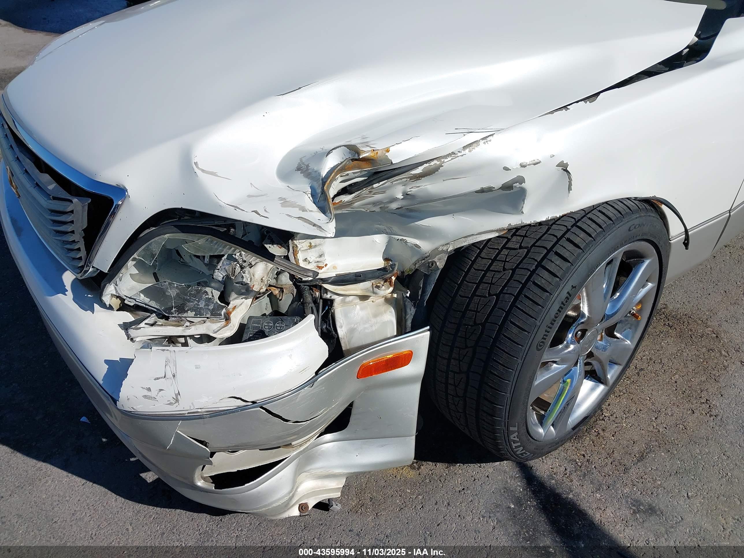 LEXUS LS image 6