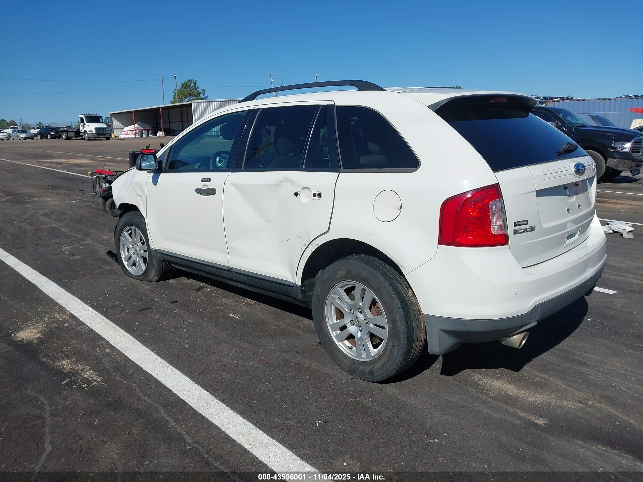 FORD EDGE image 3