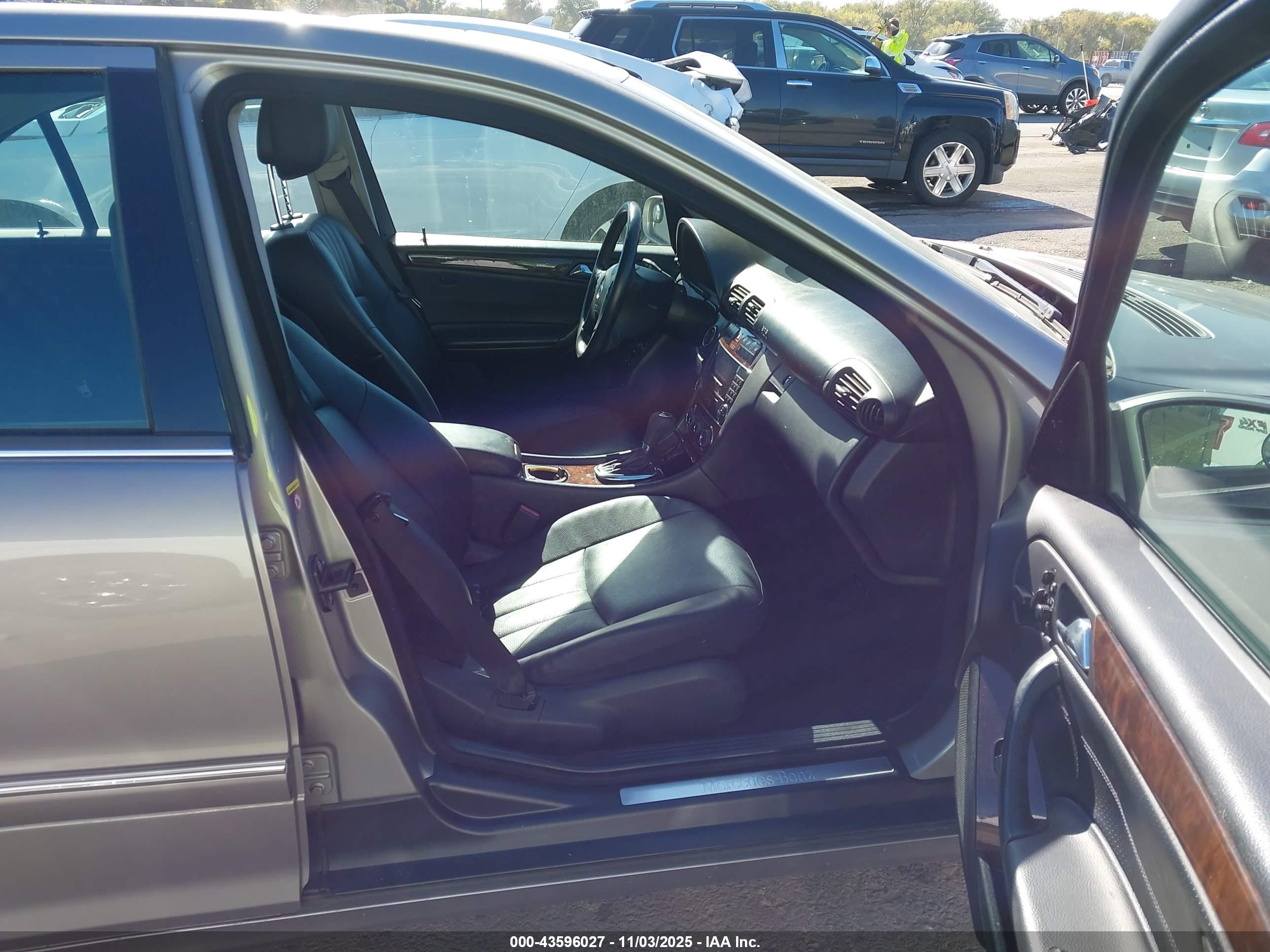 MERCEDES-BENZ C image 5