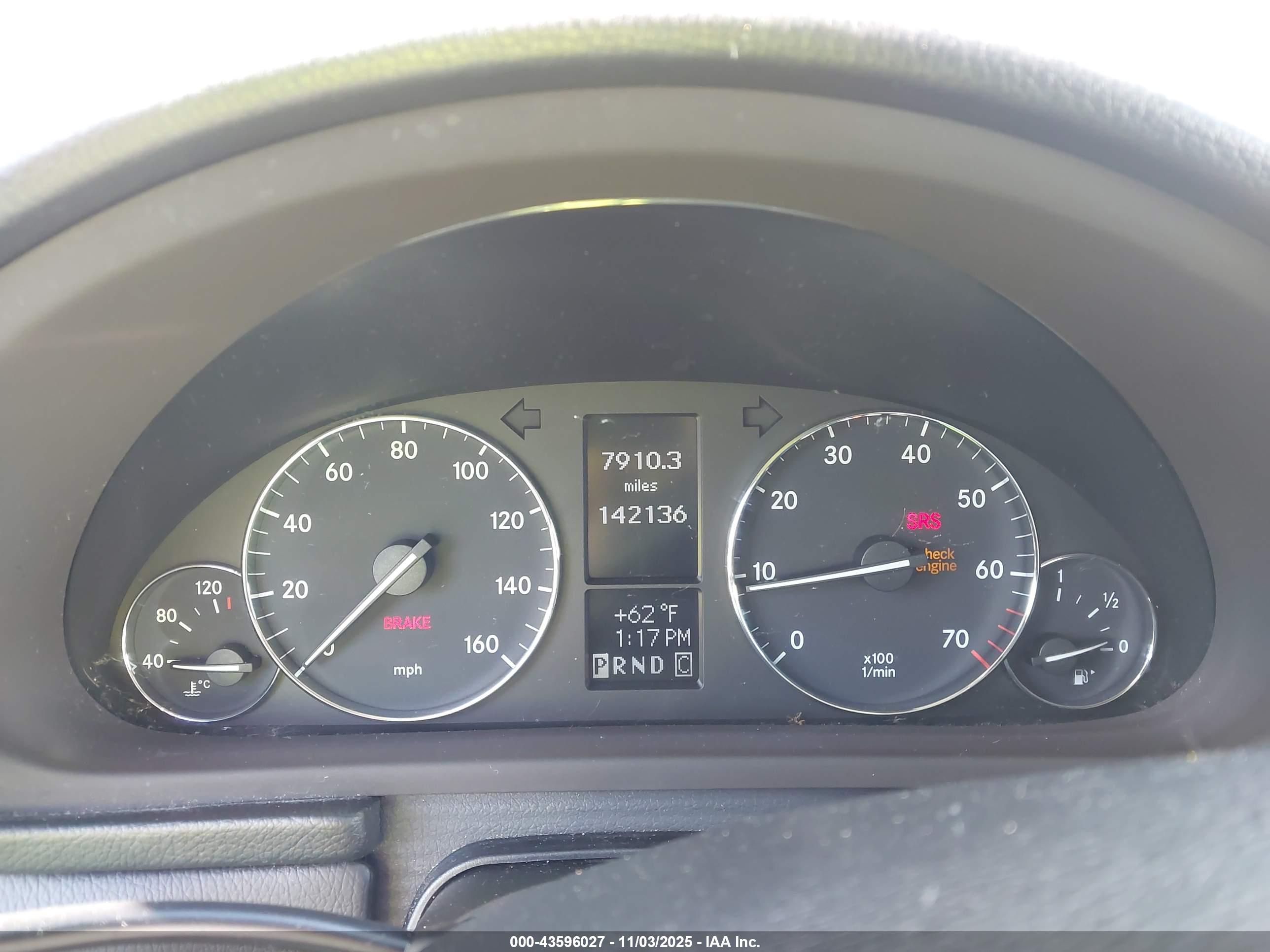 MERCEDES-BENZ C image 7