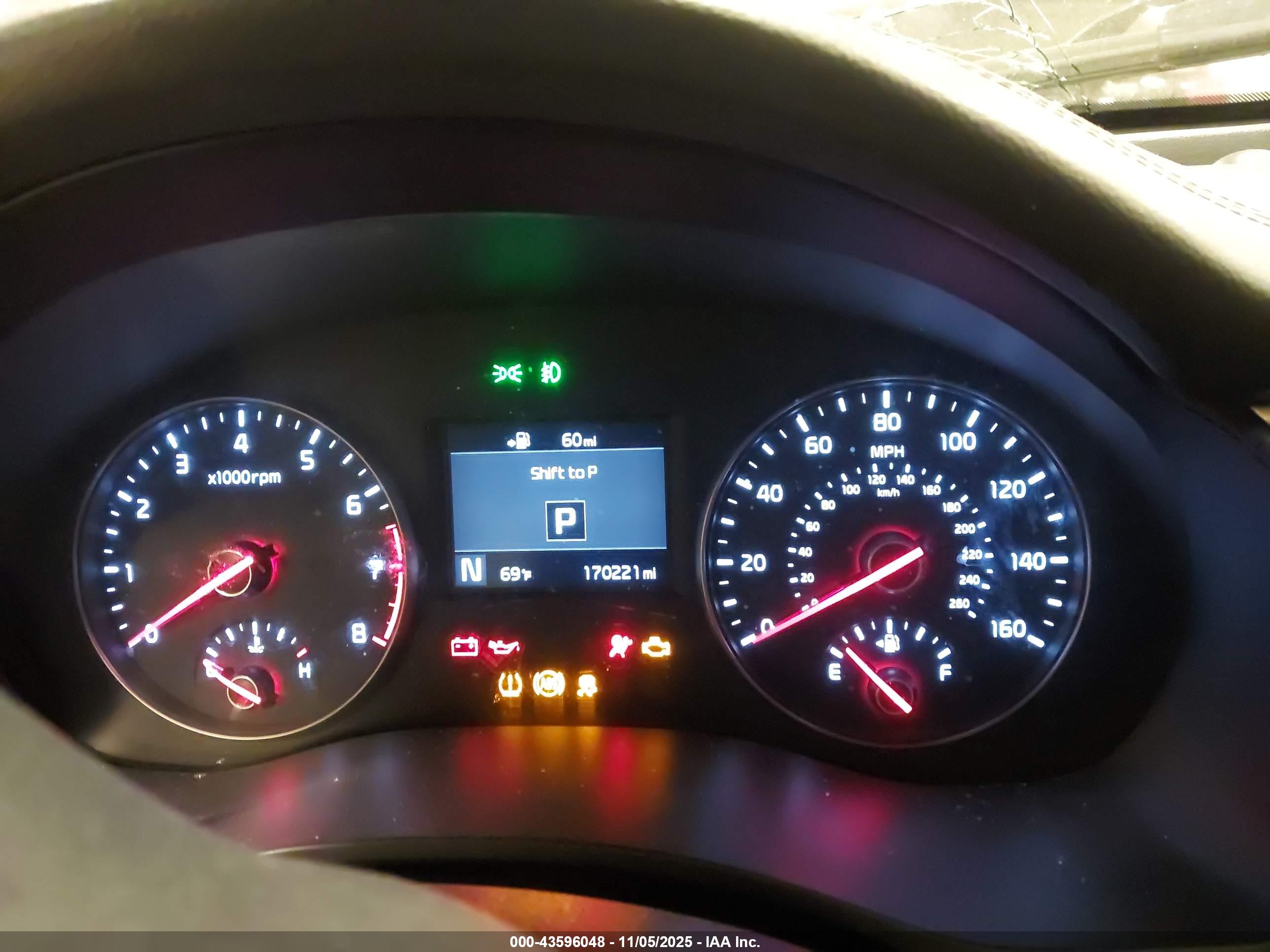 KIA CADENZA image 7