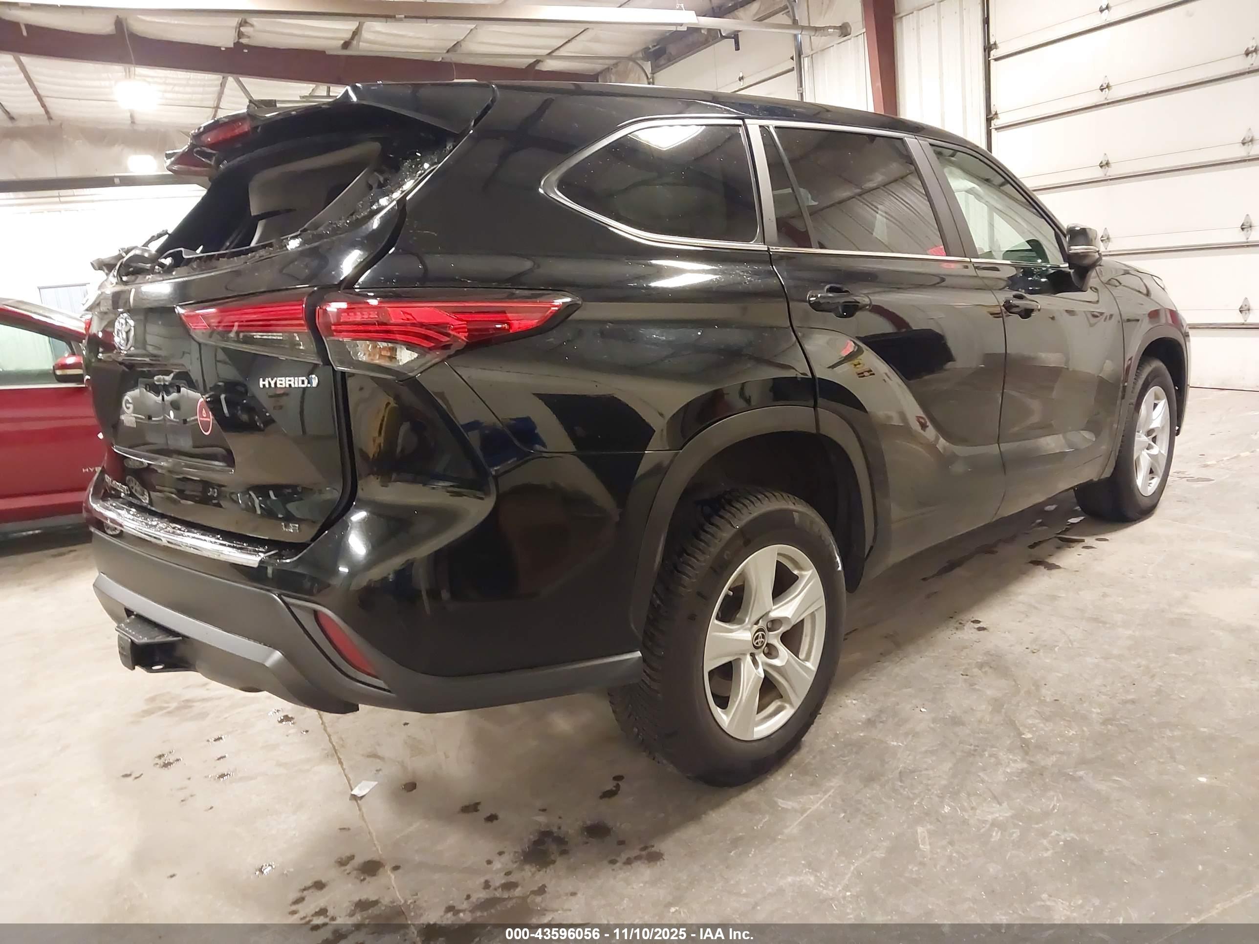 TOYOTA HIGHLANDER image 4