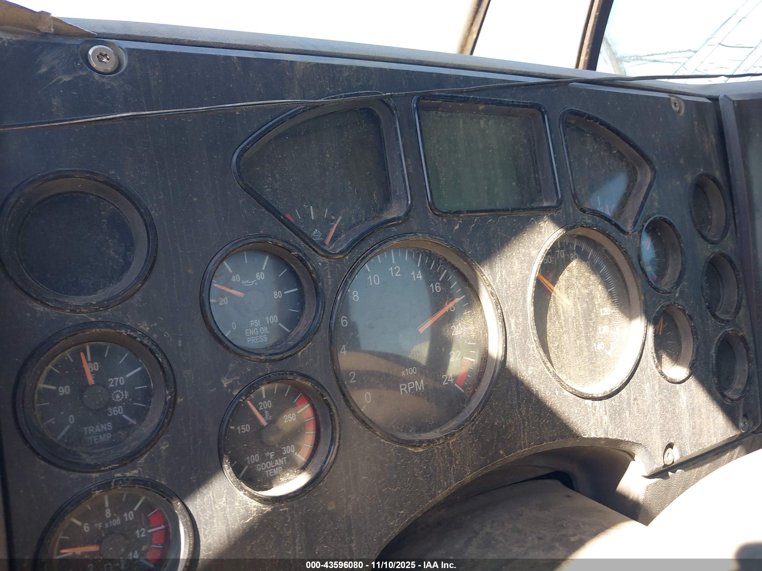 MACK PINNACLE image 6