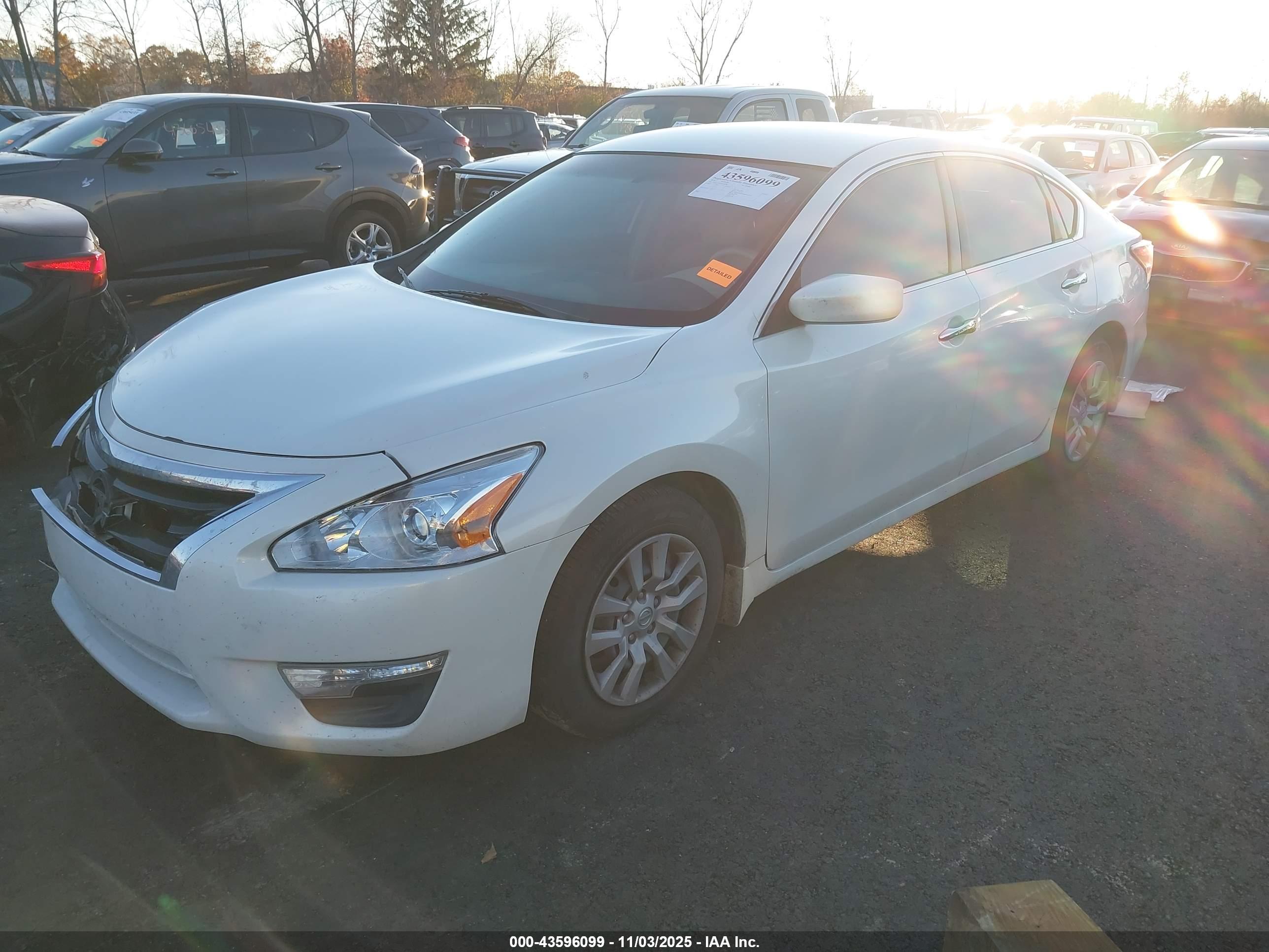 NISSAN ALTIMA image 2
