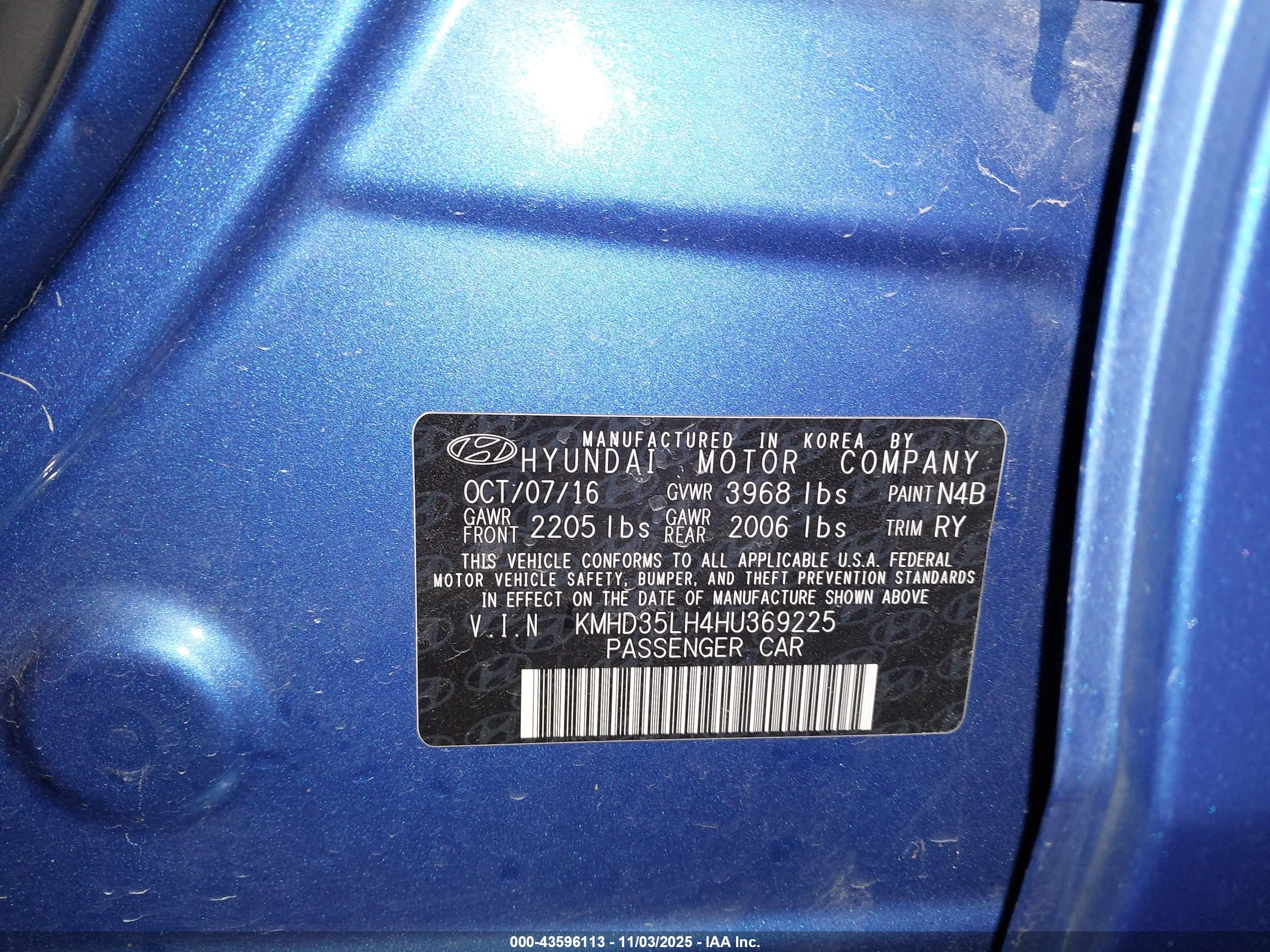 HYUNDAI ELANTRA image 9