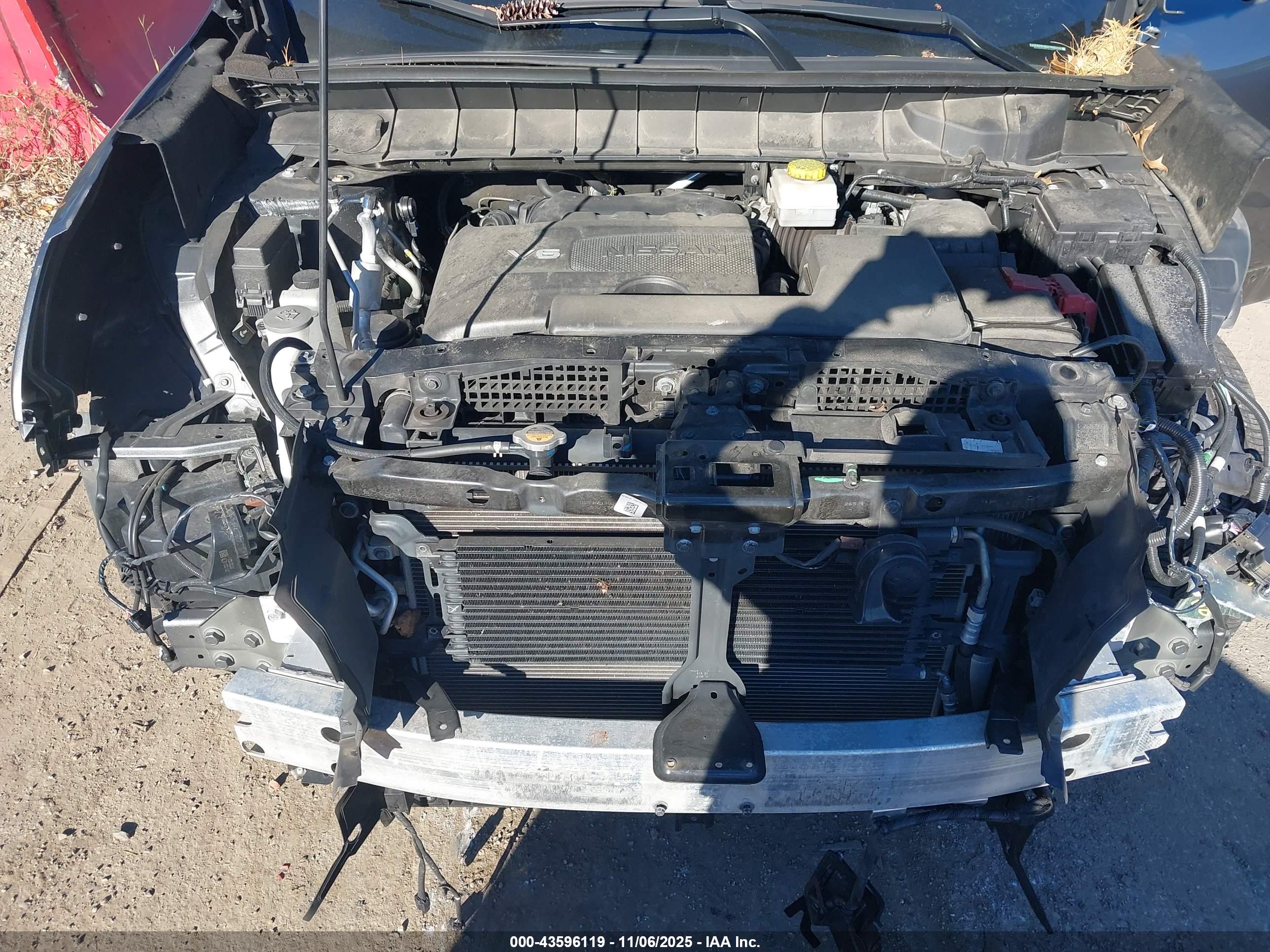 NISSAN PATHFINDER image 10