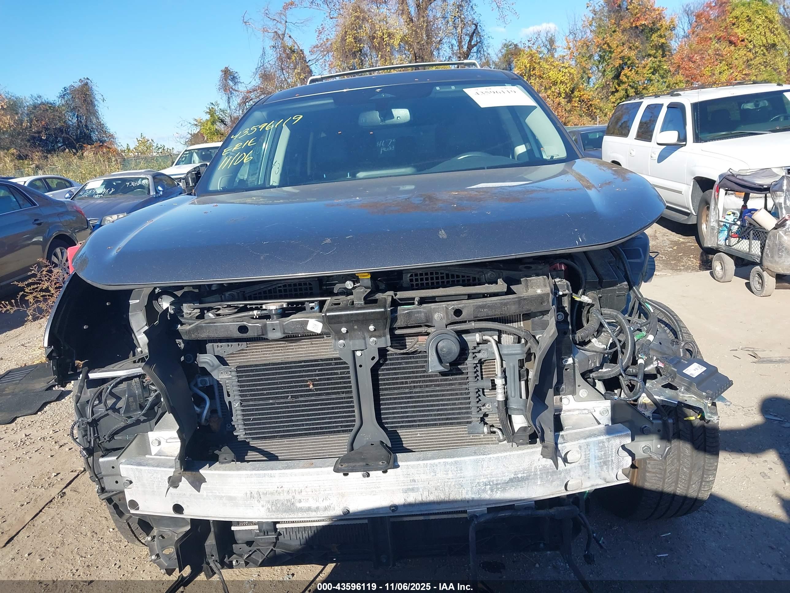 NISSAN PATHFINDER image 6