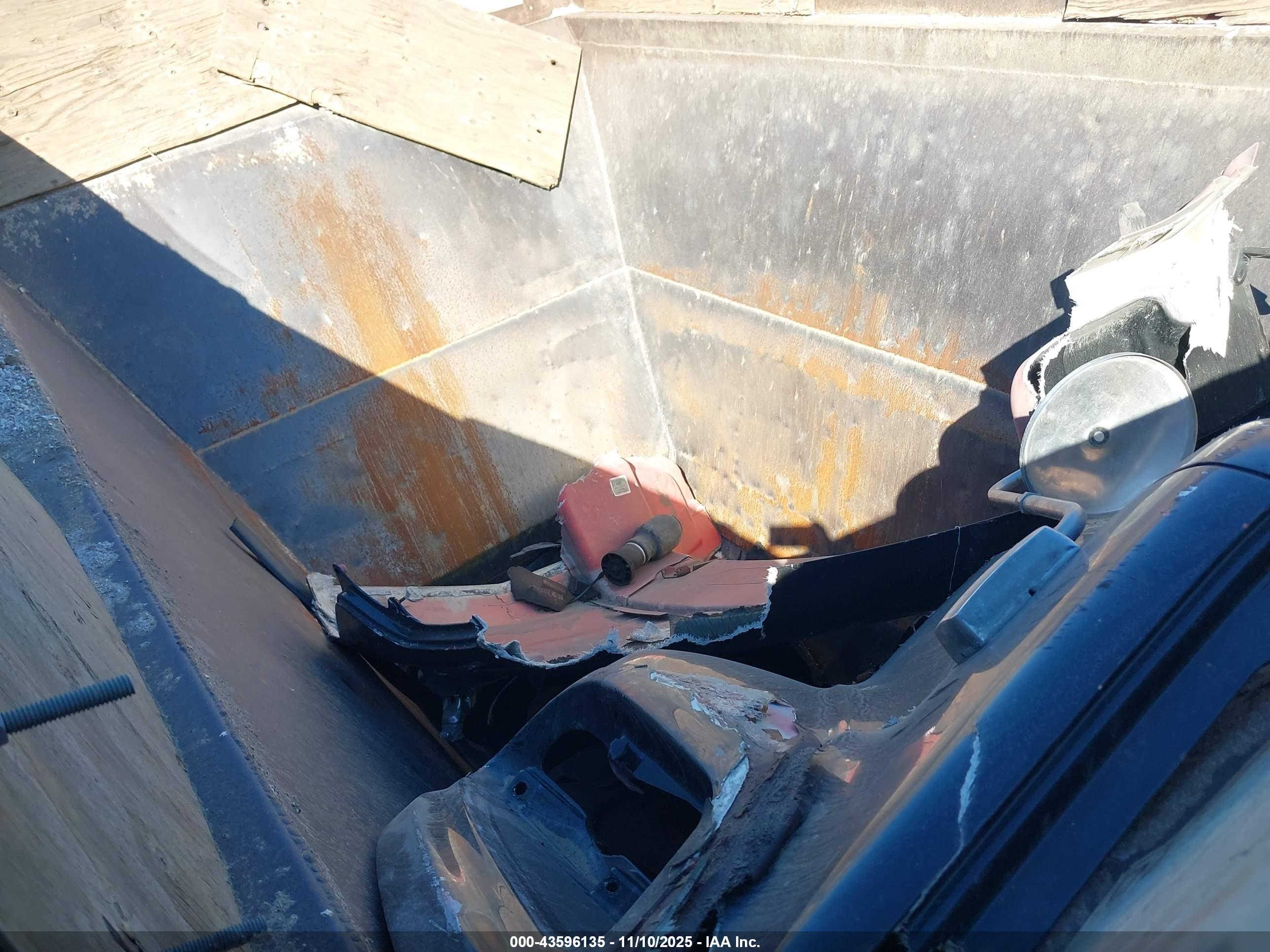 FRUEHAUF BELLY image 8