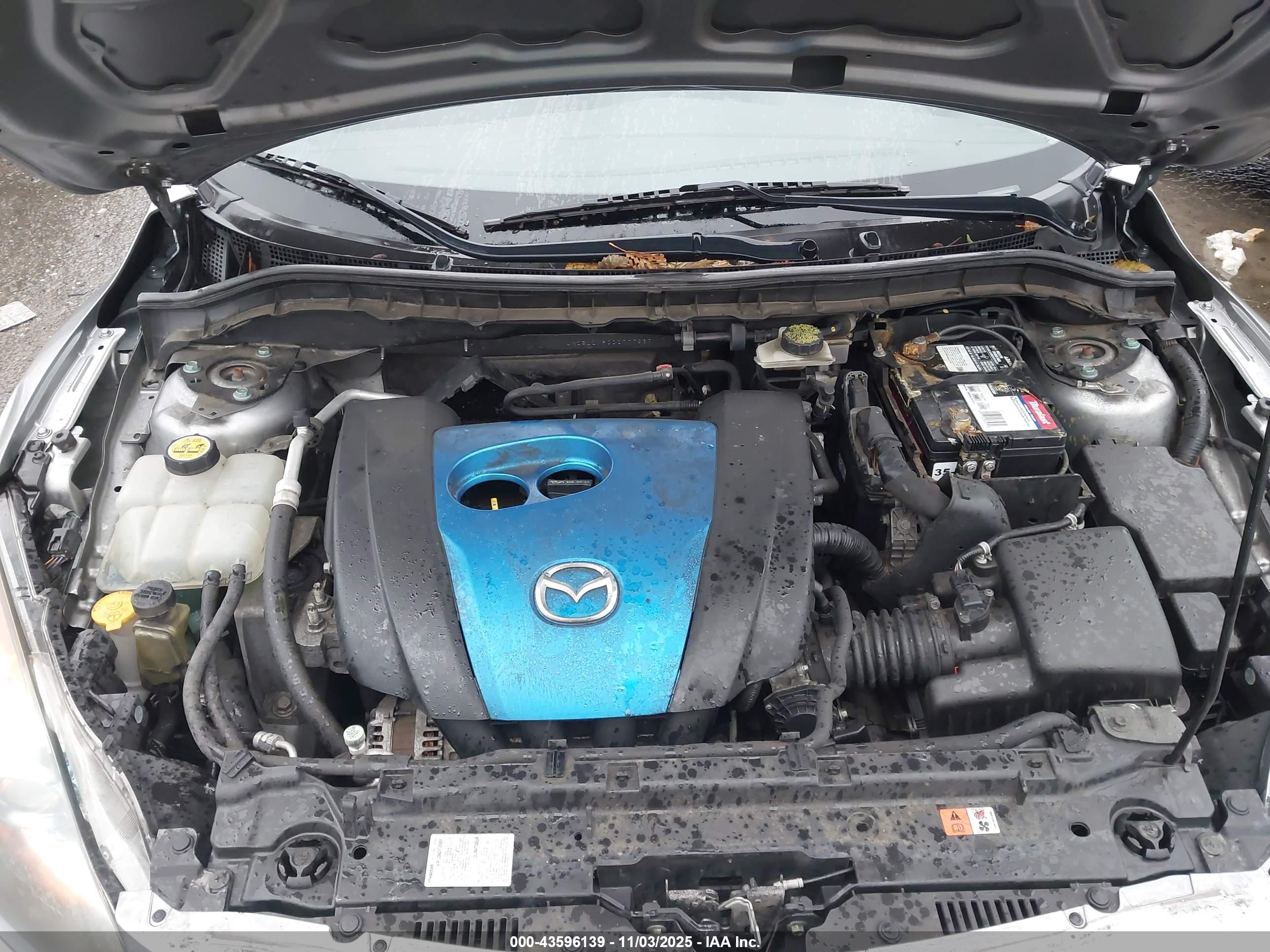 MAZDA MAZDA3 image 10