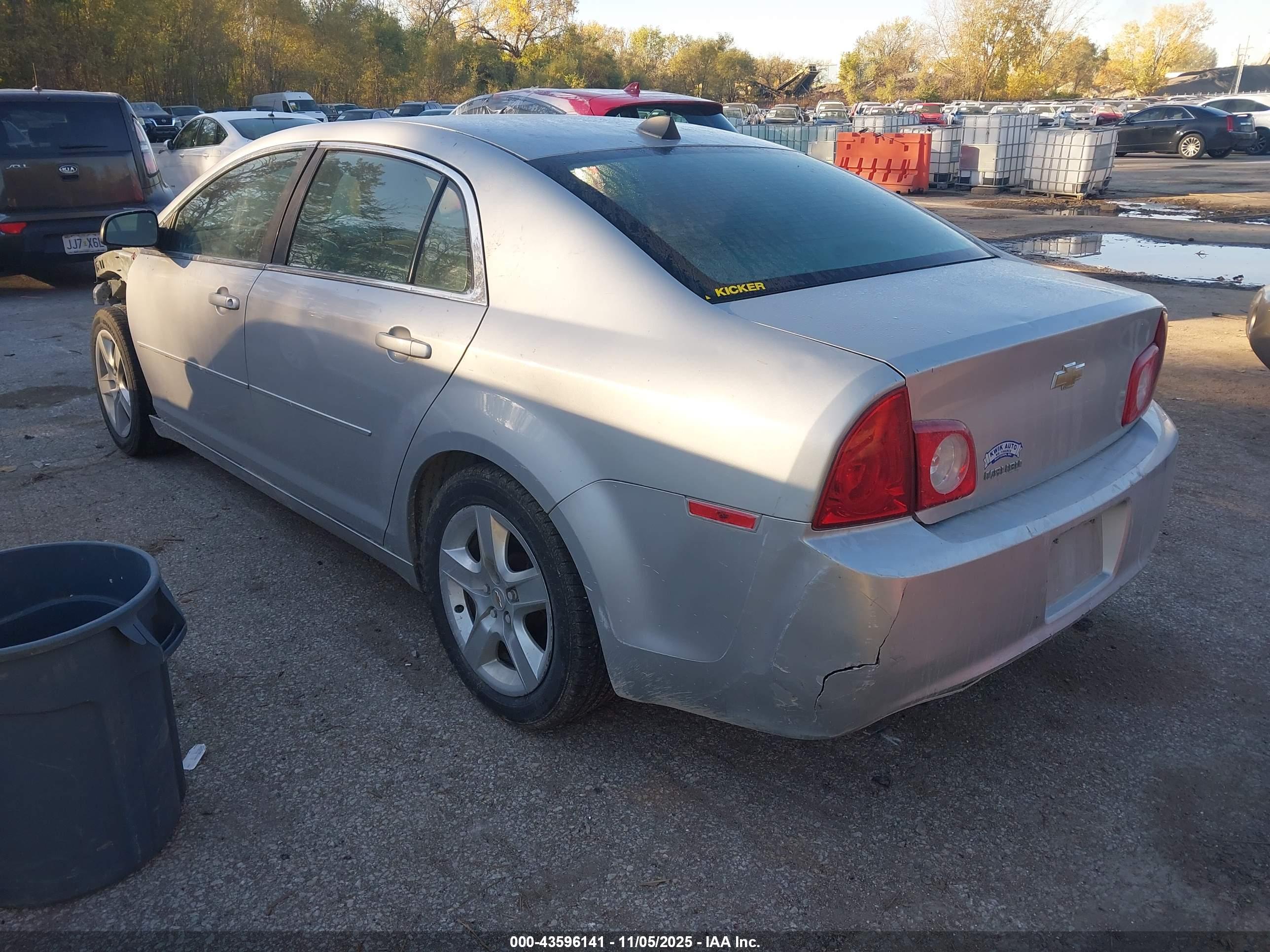 CHEVROLET MALIBU image 3
