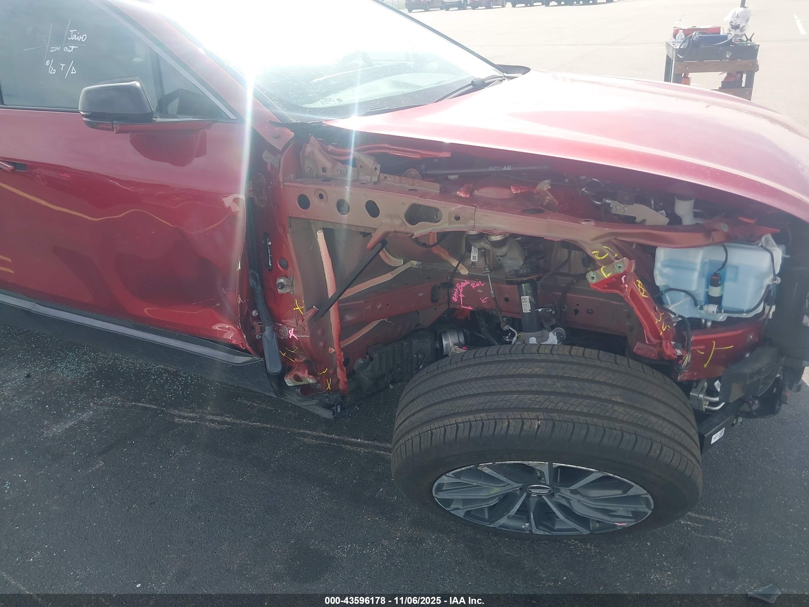 CADILLAC LYRIQ image 6