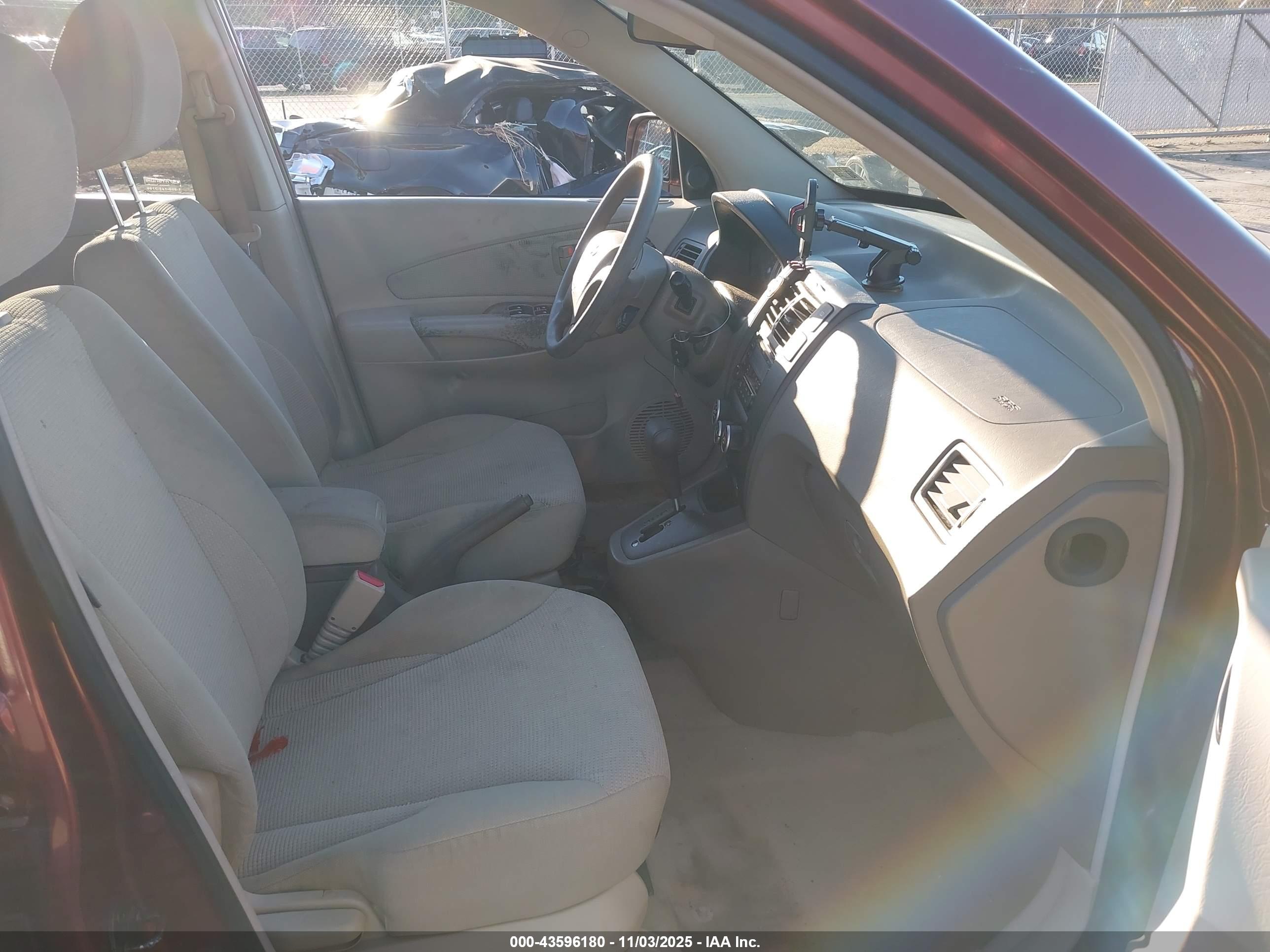 HYUNDAI TUCSON image 5