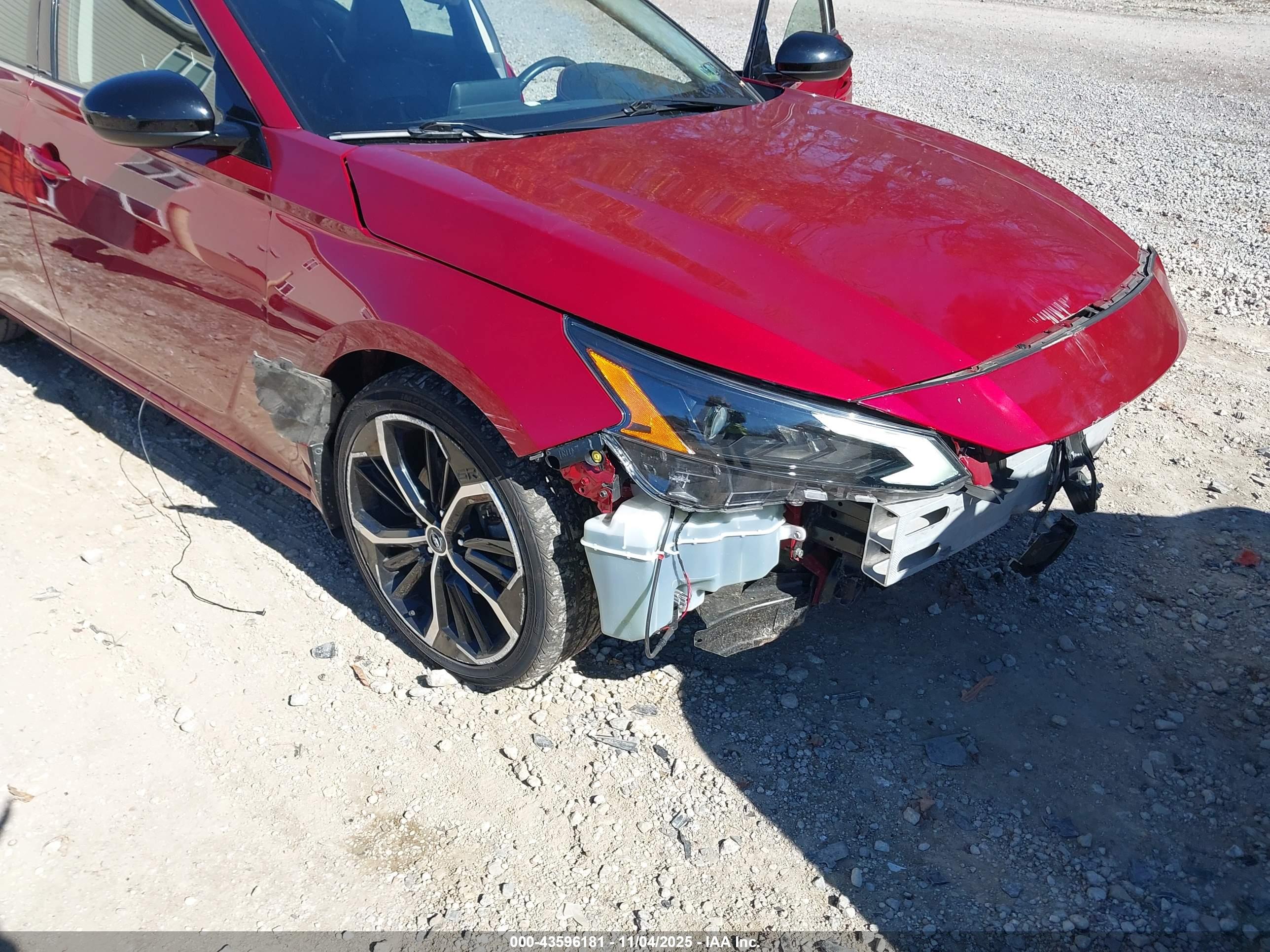 NISSAN ALTIMA image 6