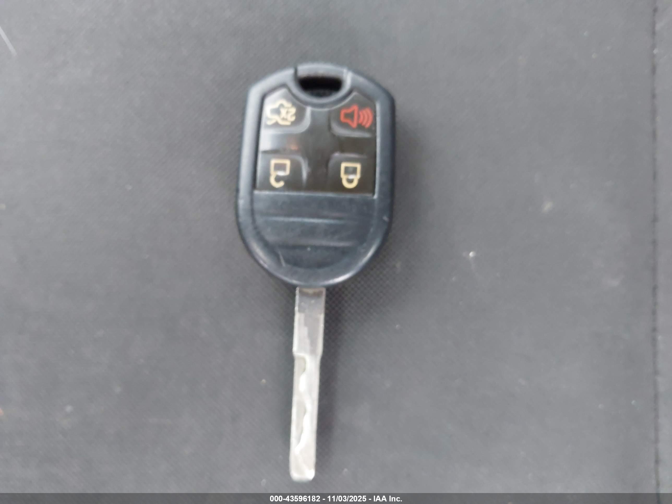 FORD FIESTA image 11