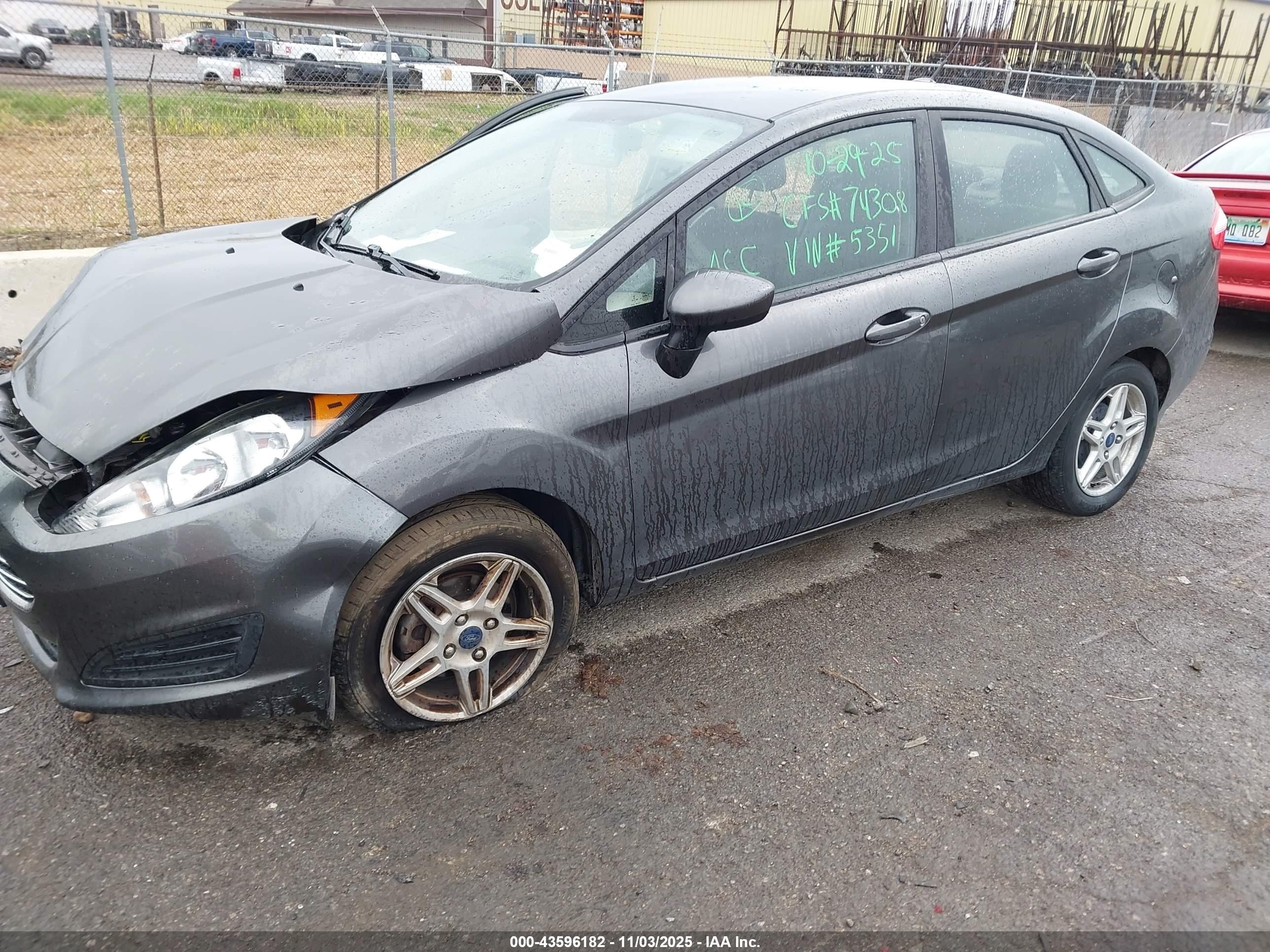 FORD FIESTA image 2