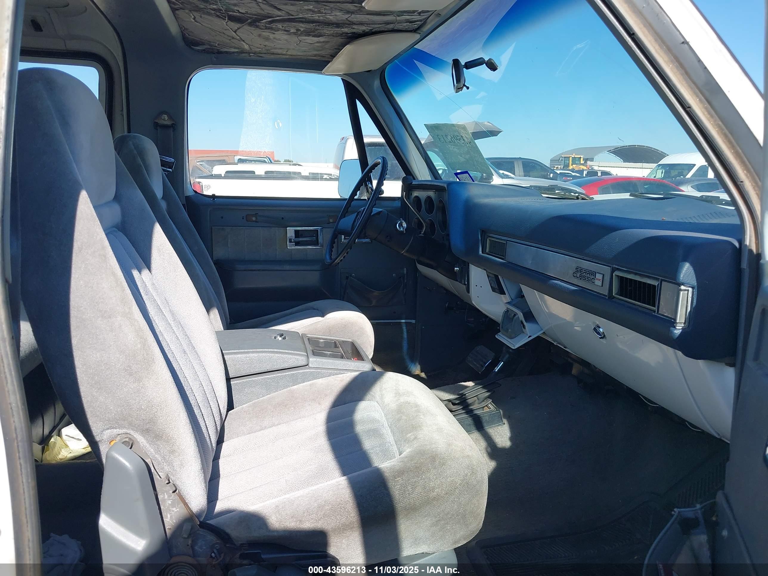 GMC JIMMY image 5
