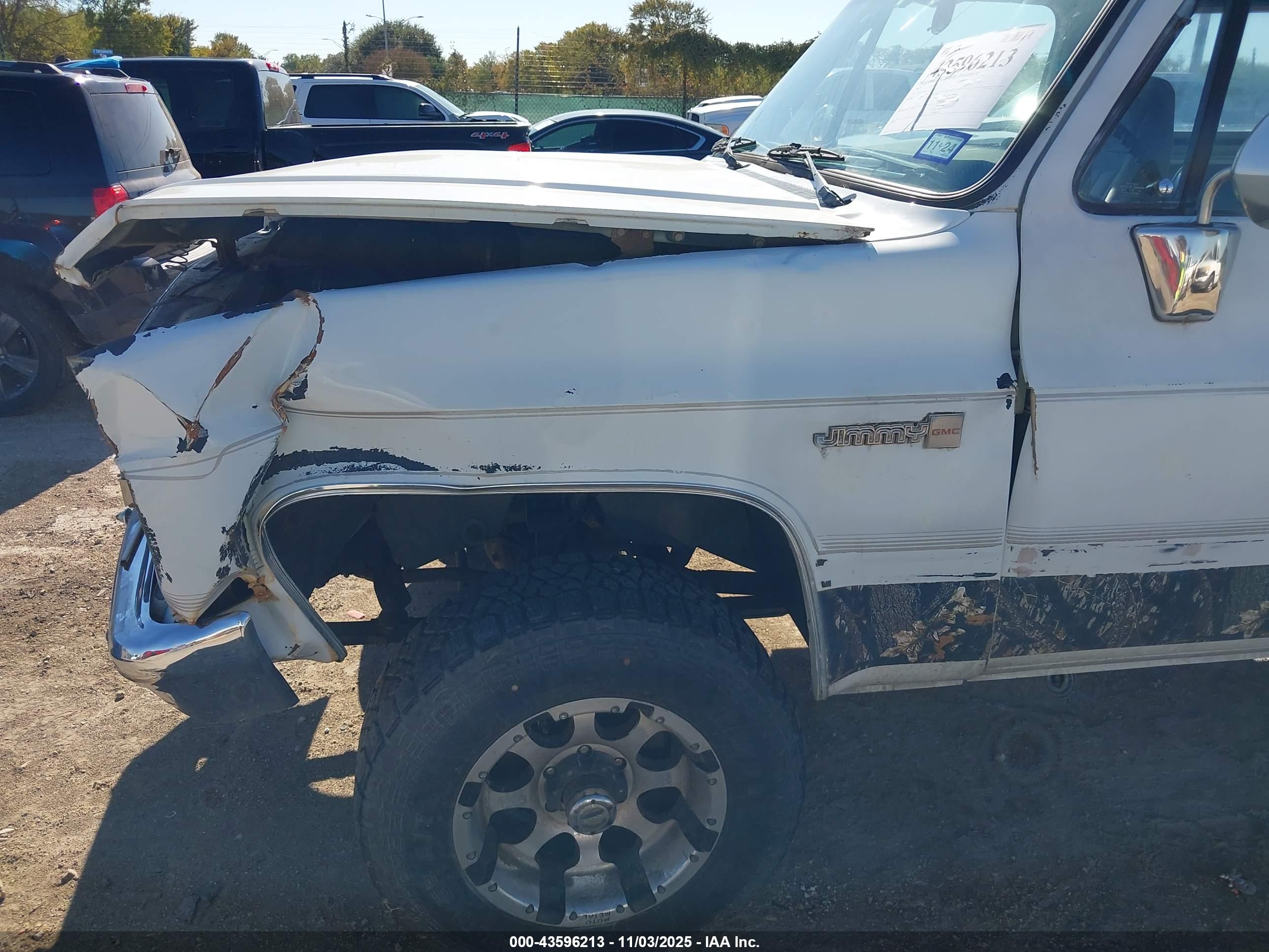 GMC JIMMY image 6