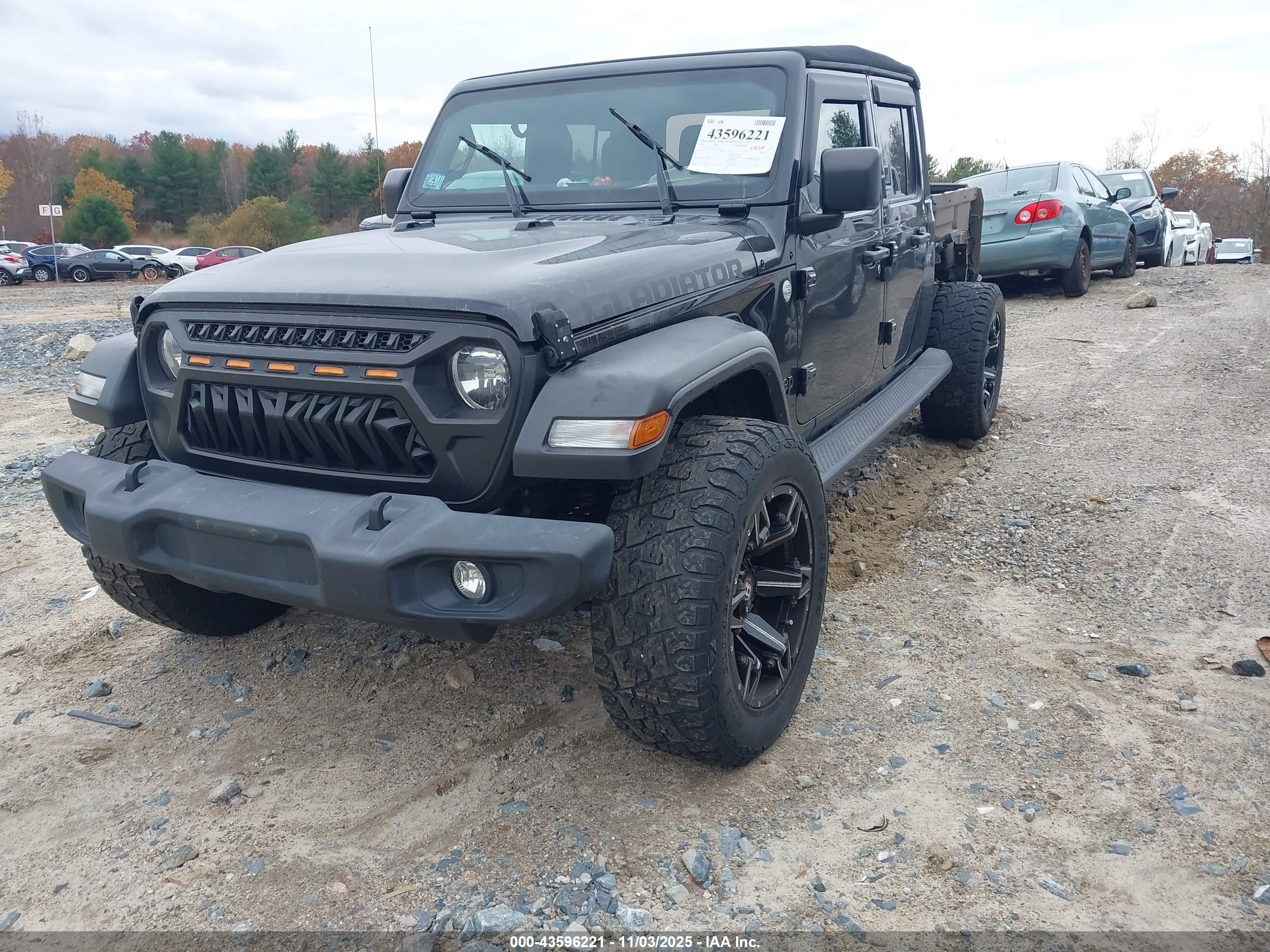 JEEP GLADIATOR image 2