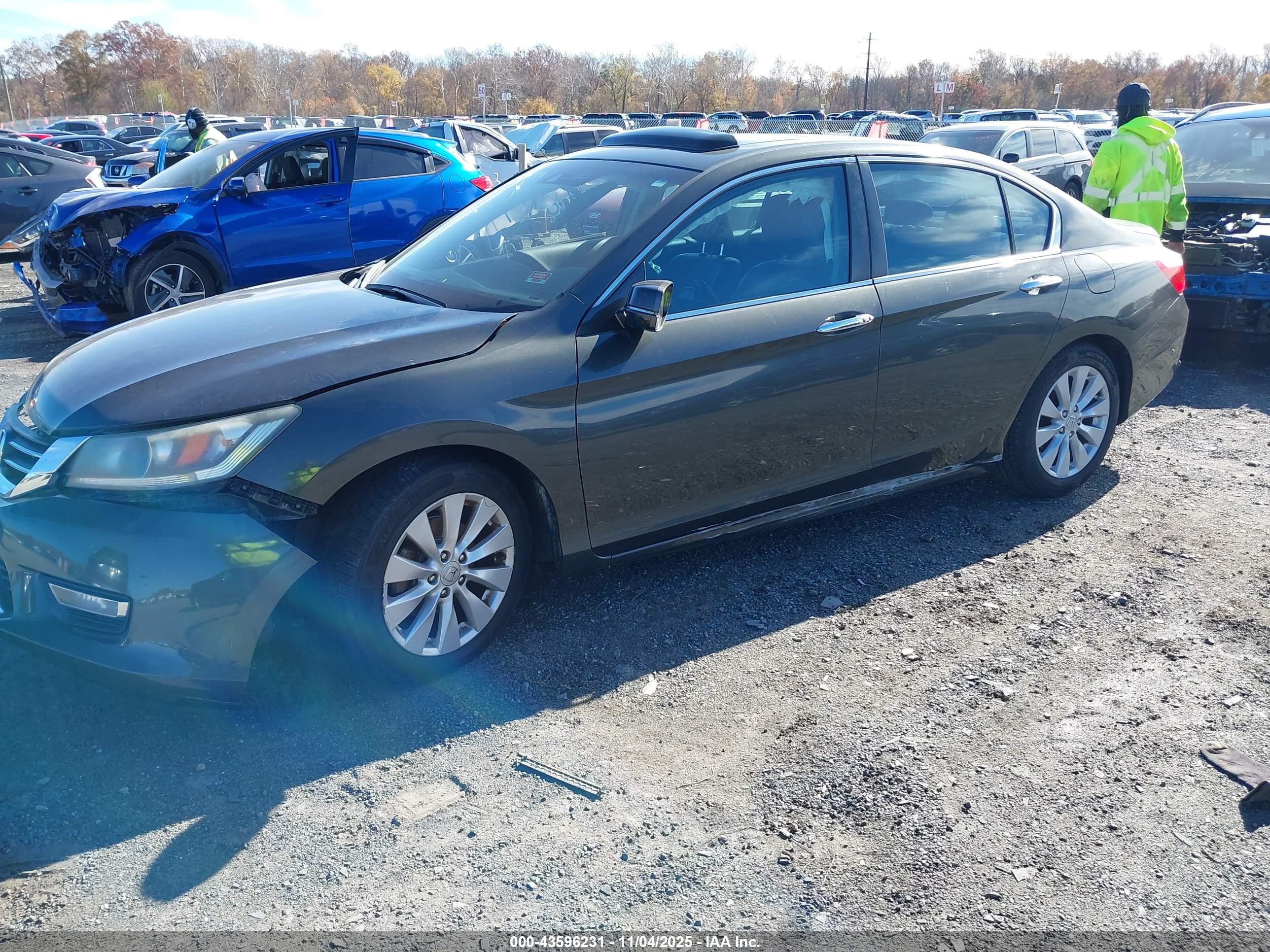 HONDA ACCORD image 2