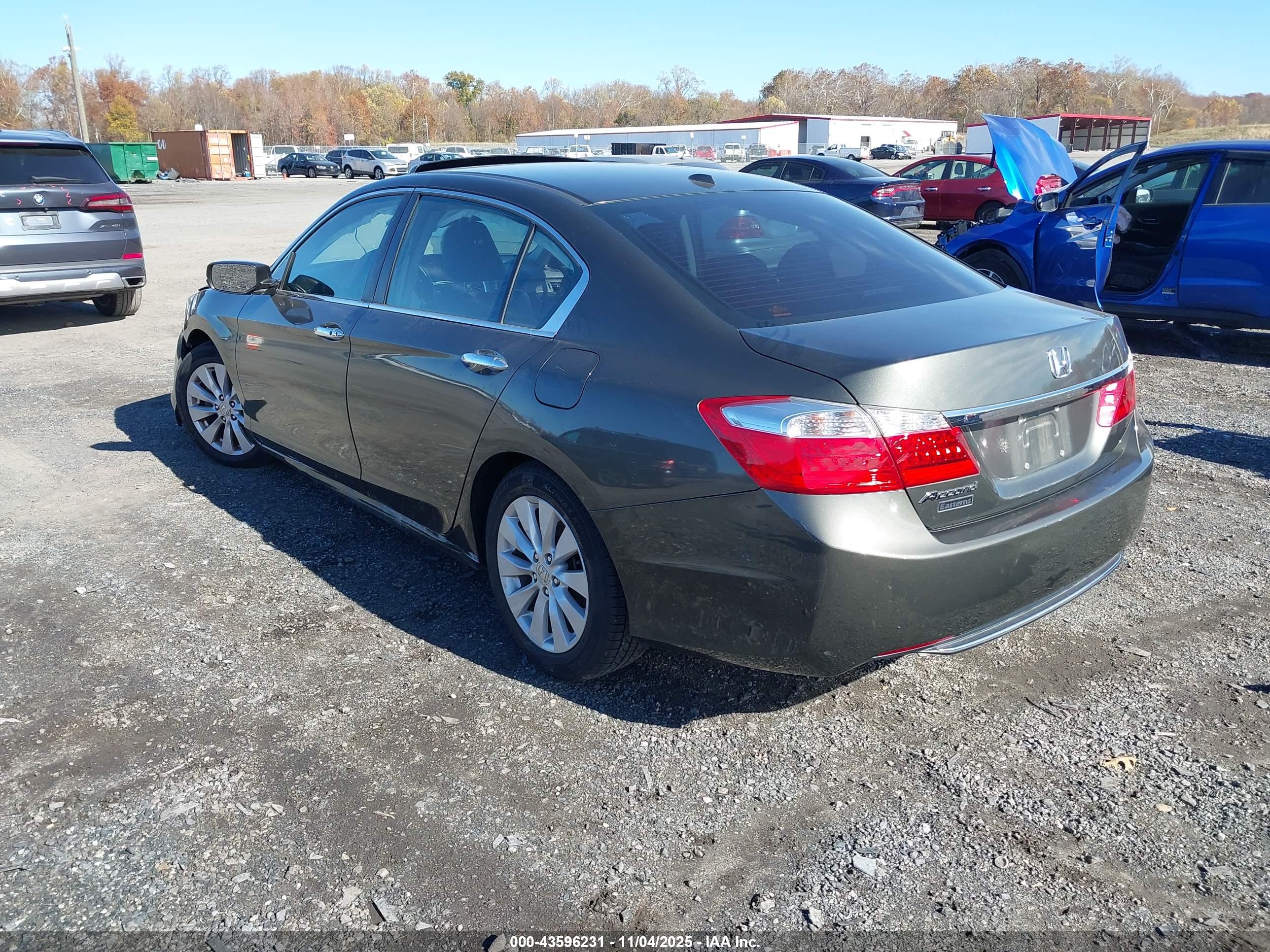 HONDA ACCORD image 3