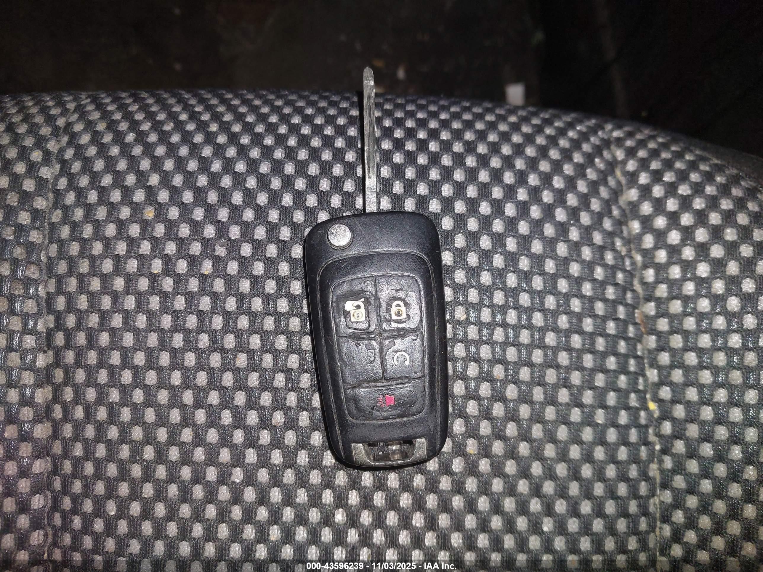 CHEVROLET EQUINOX image 11