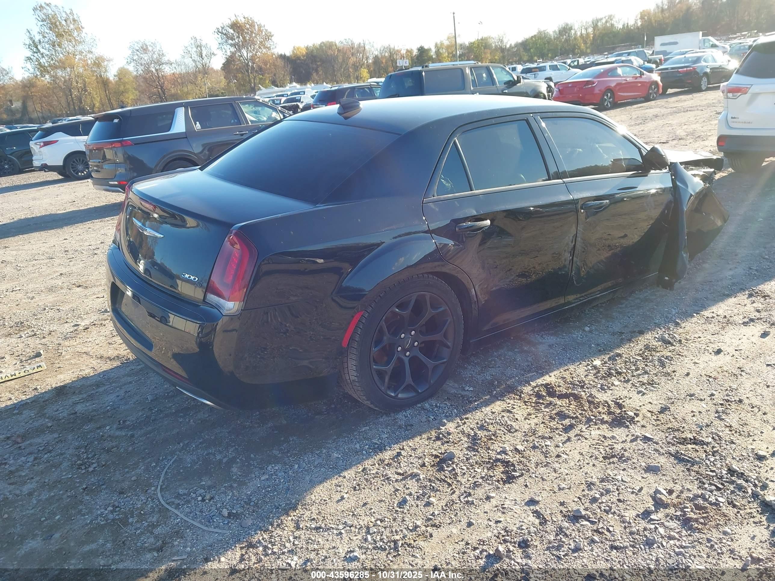 CHRYSLER 300 image 4