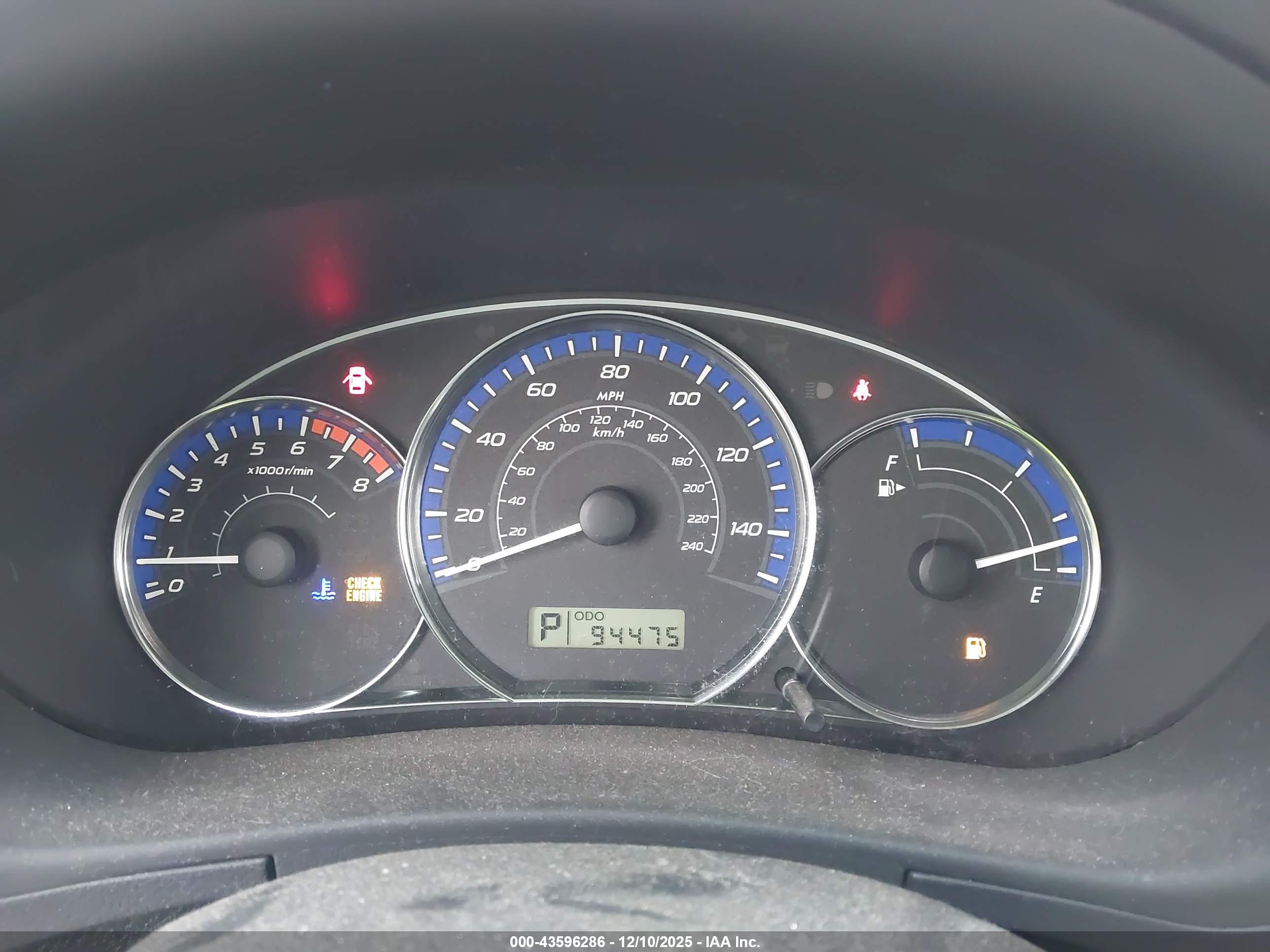 SUBARU FORESTER image 7