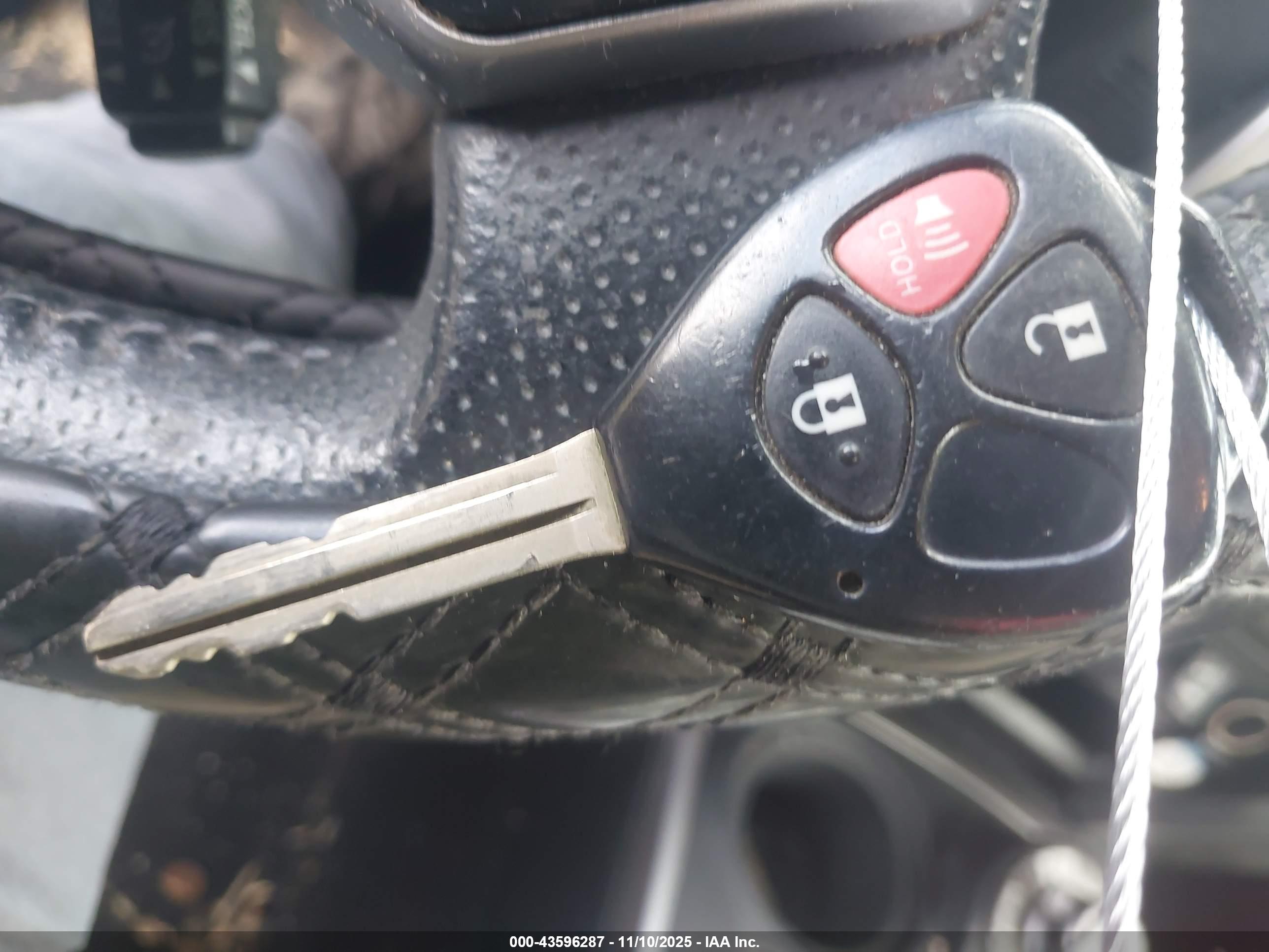 TOYOTA 4RUNNER image 11