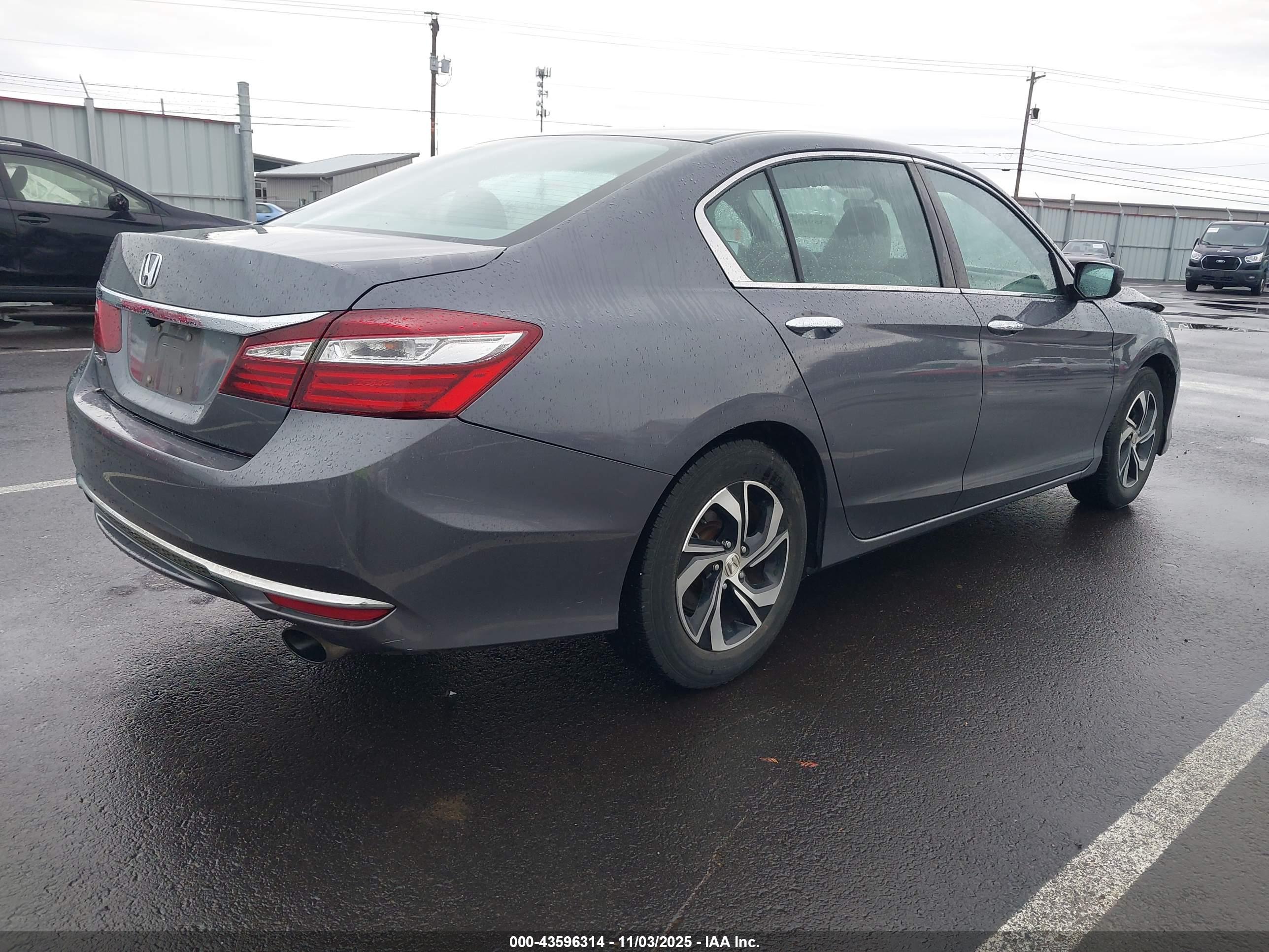 HONDA ACCORD image 4