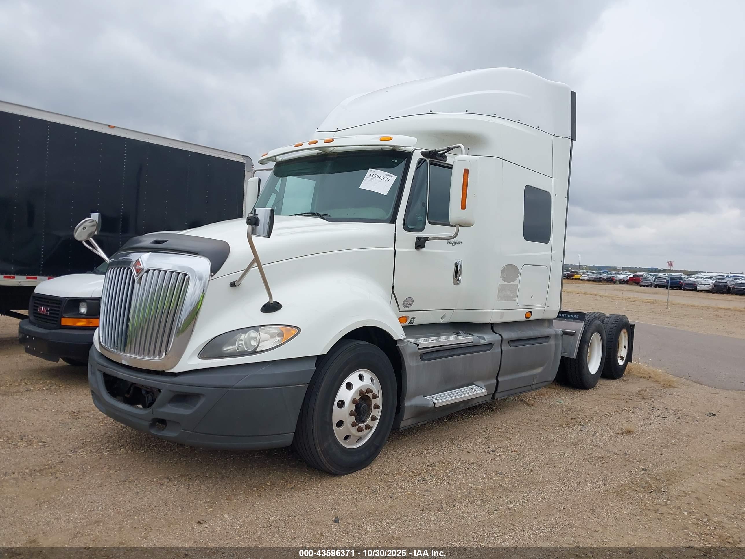 INTERNATIONAL PROSTAR image 2