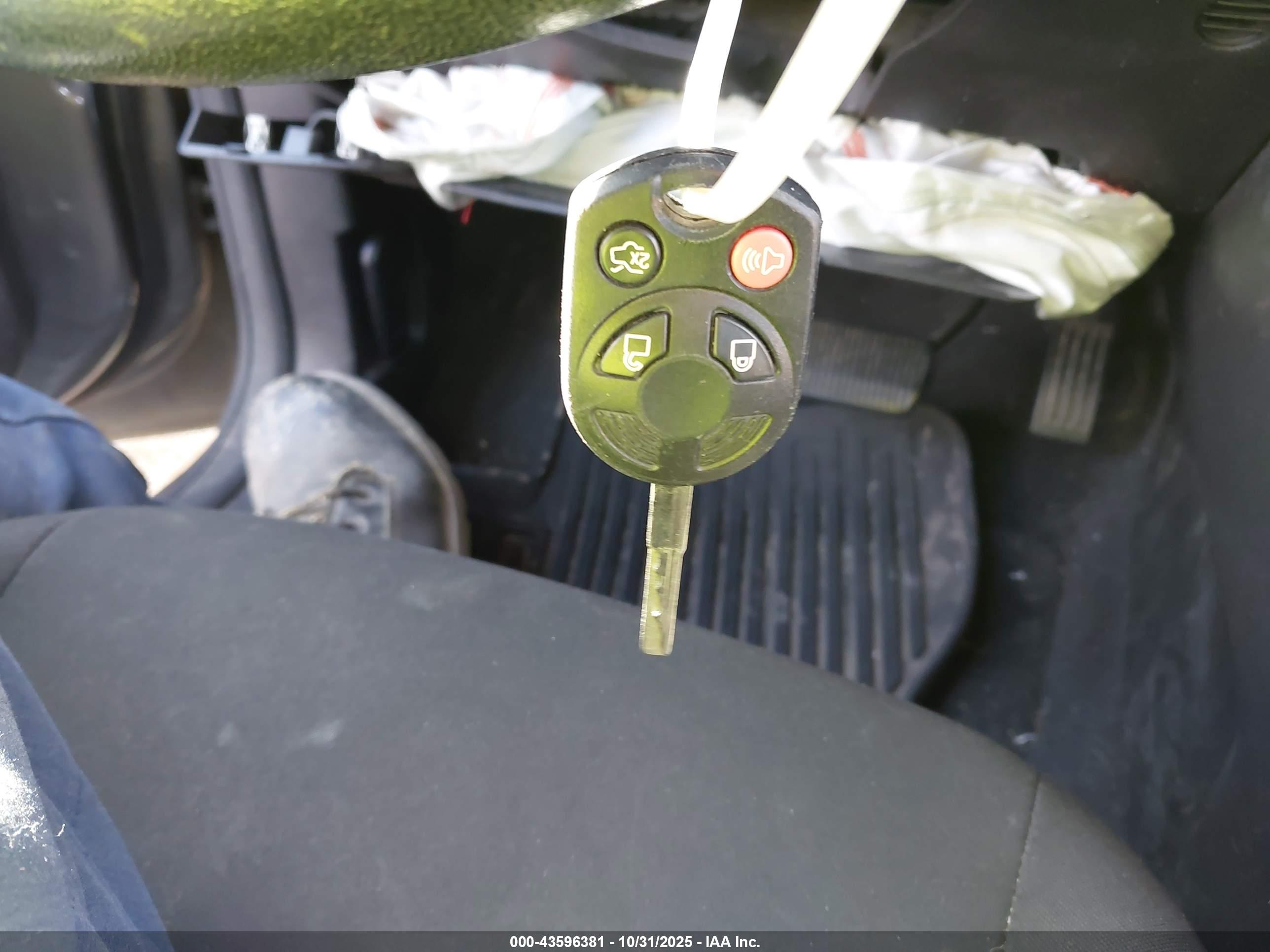 FORD FOCUS image 11