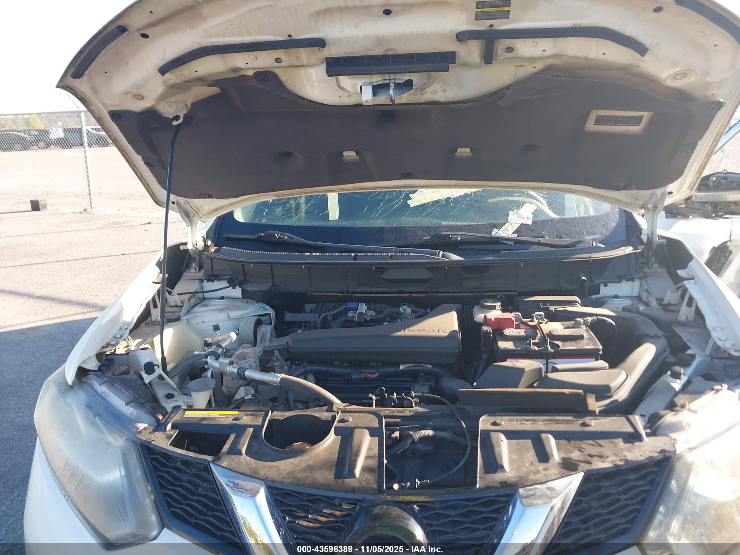 NISSAN ROGUE image 10