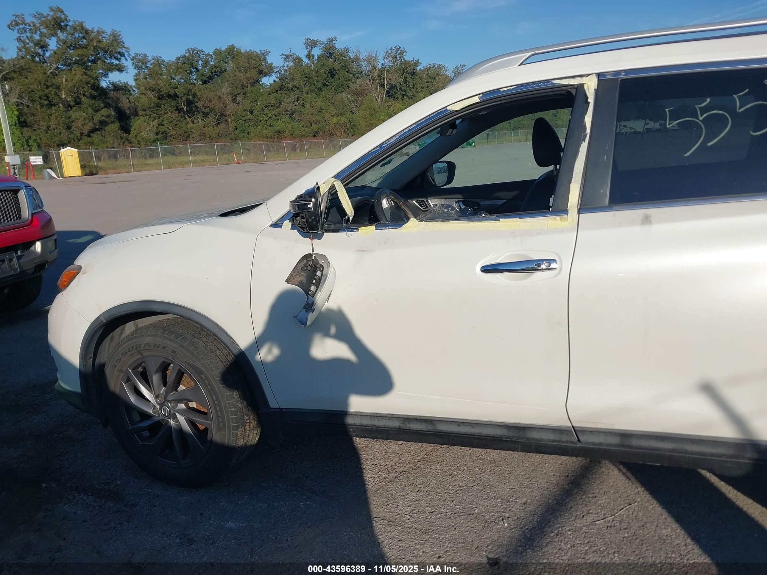 NISSAN ROGUE image 6