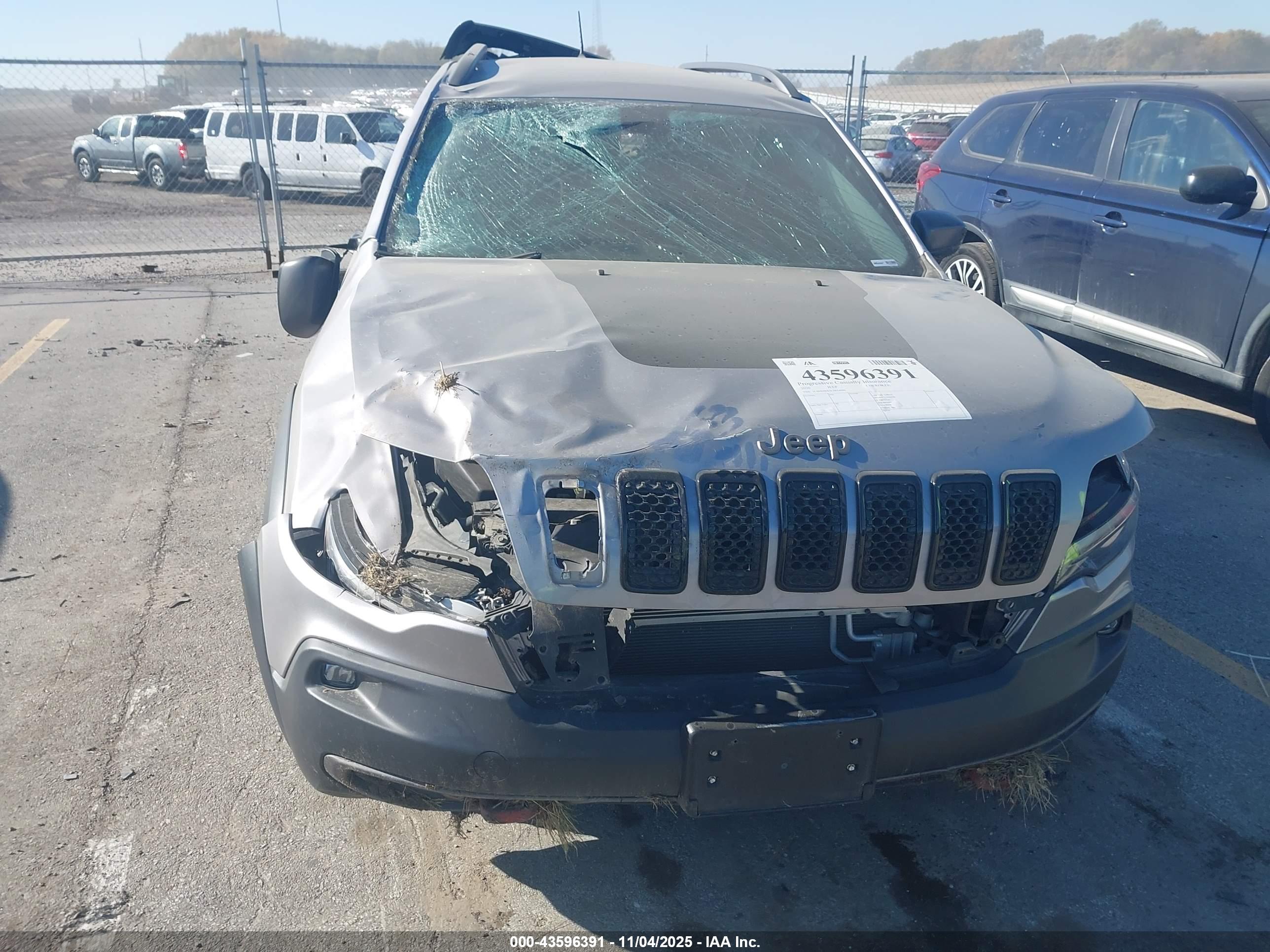 JEEP CHEROKEE image 6