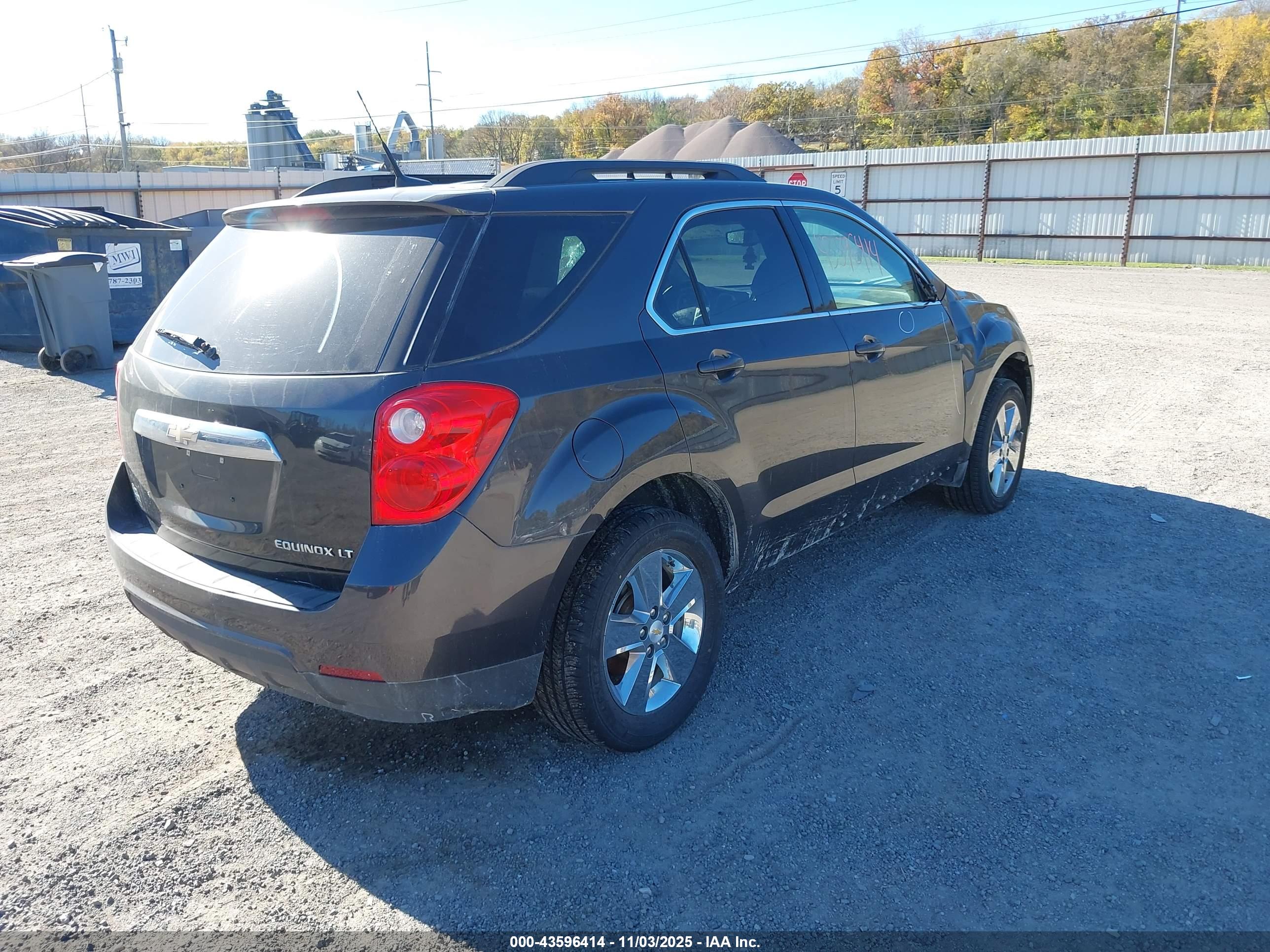 CHEVROLET EQUINOX image 4