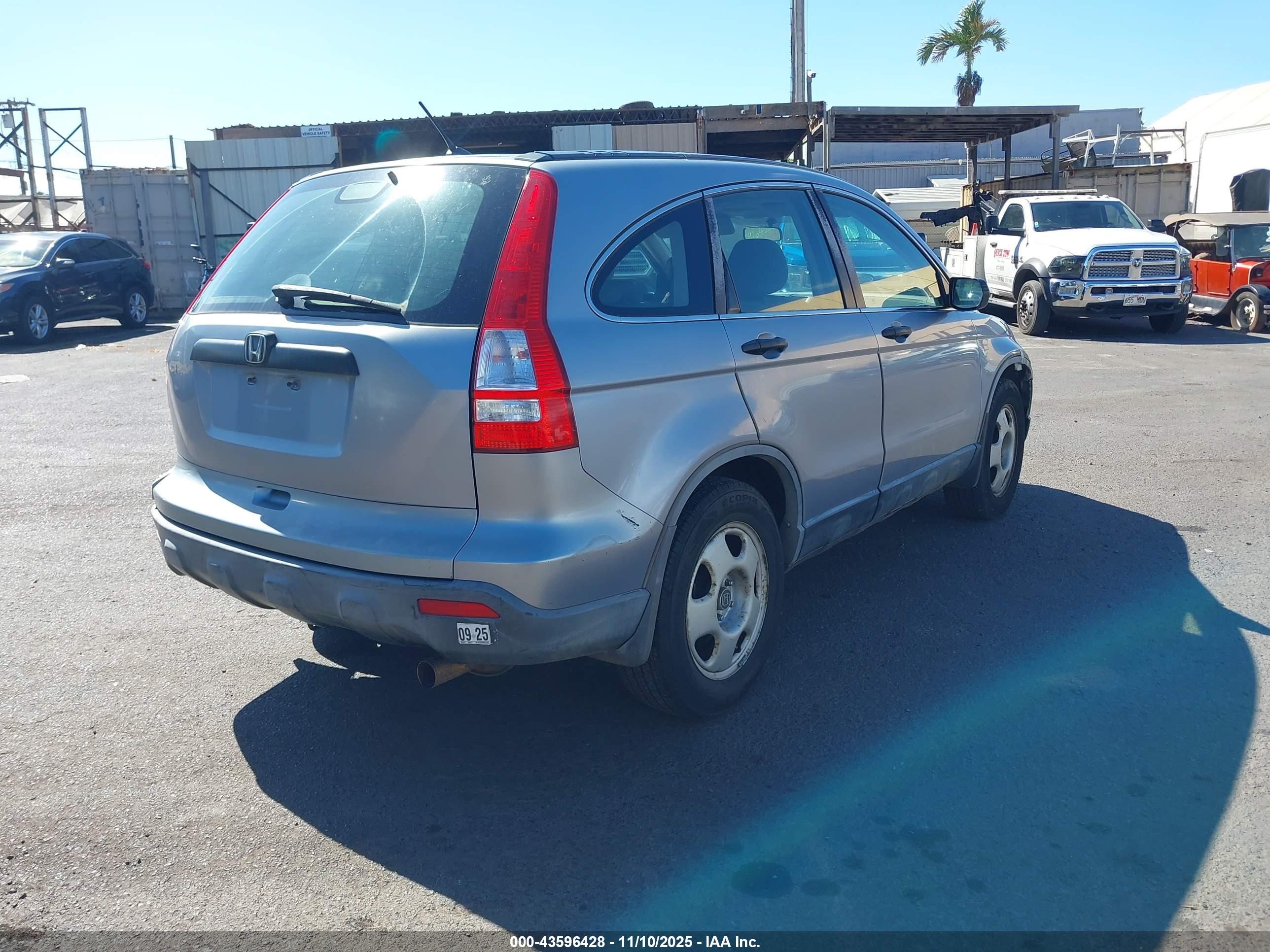 HONDA CR-V image 4
